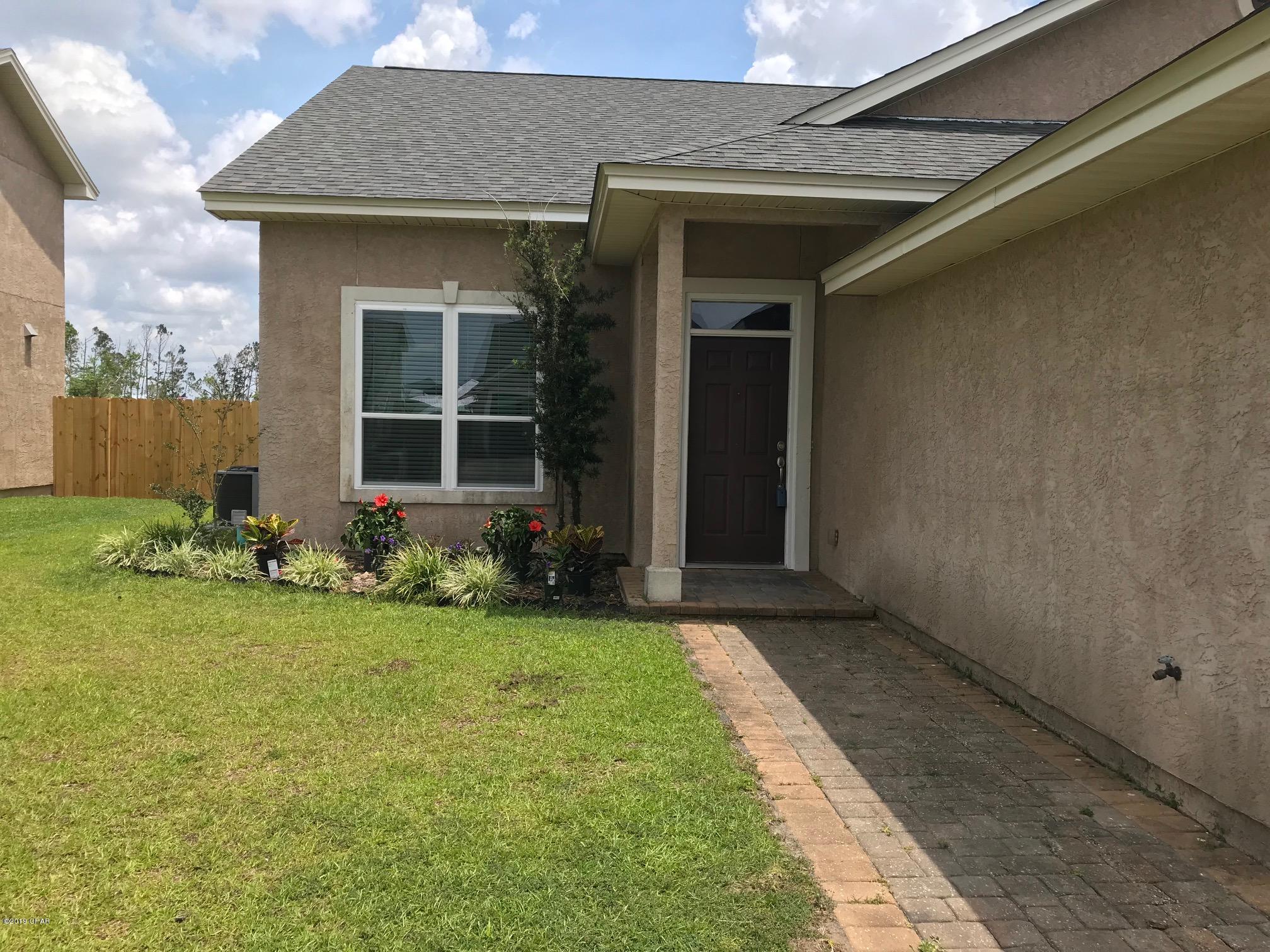 Ashlee Manor - Residential