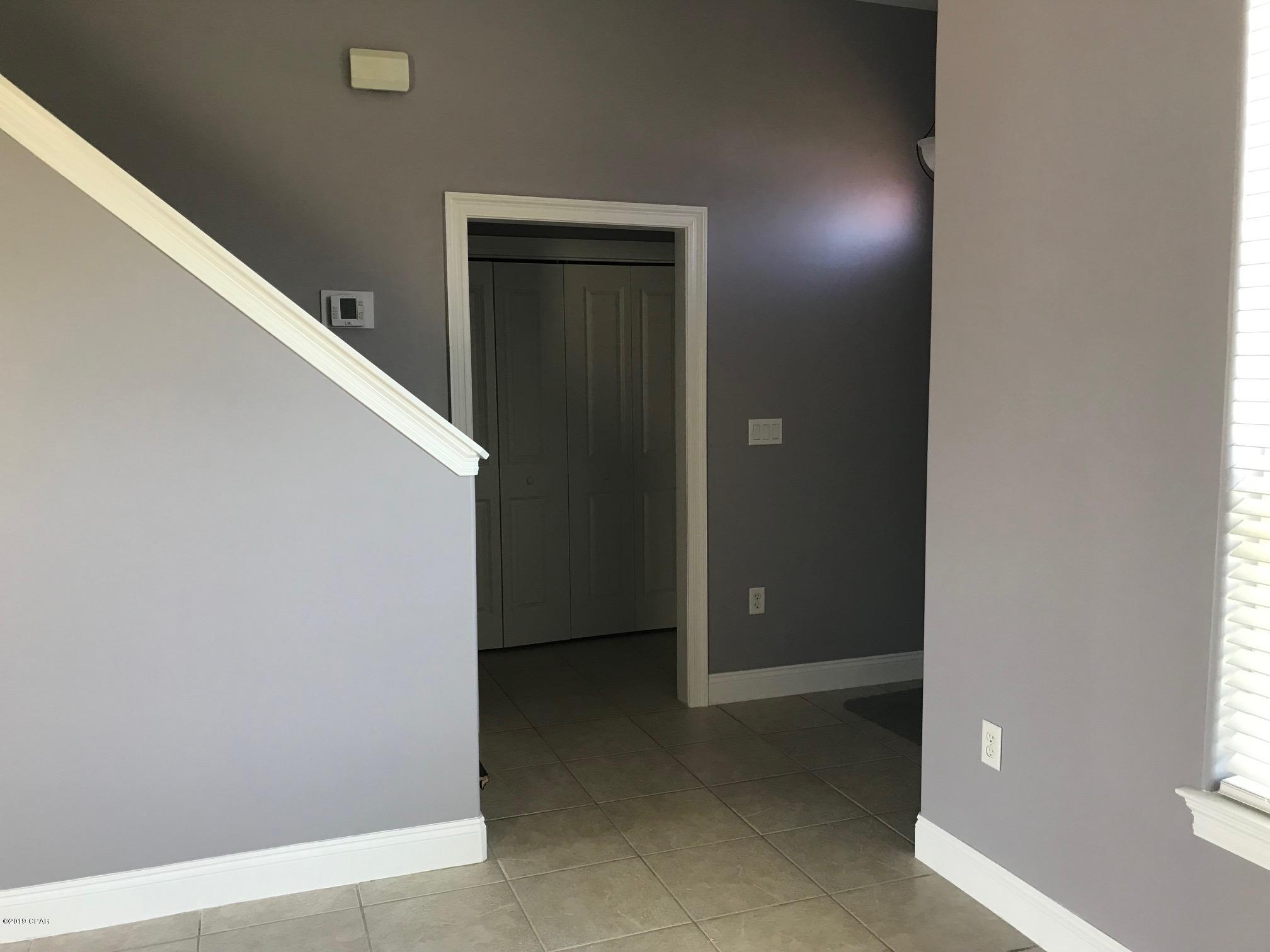 Ashlee Manor - Residential