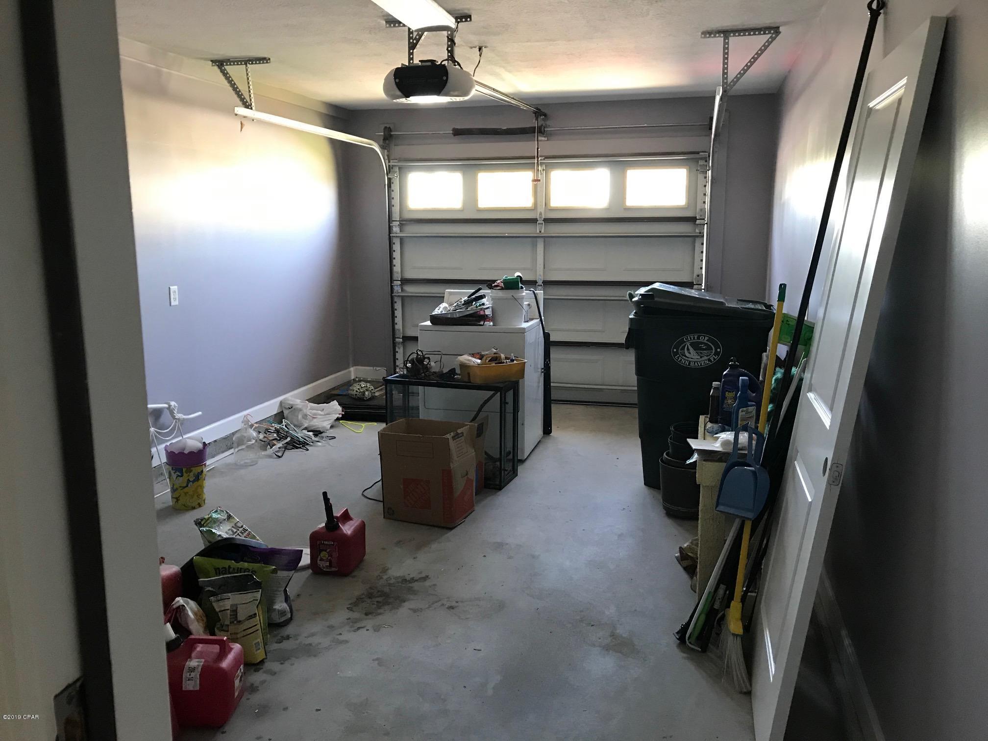 Ashlee Manor - Residential