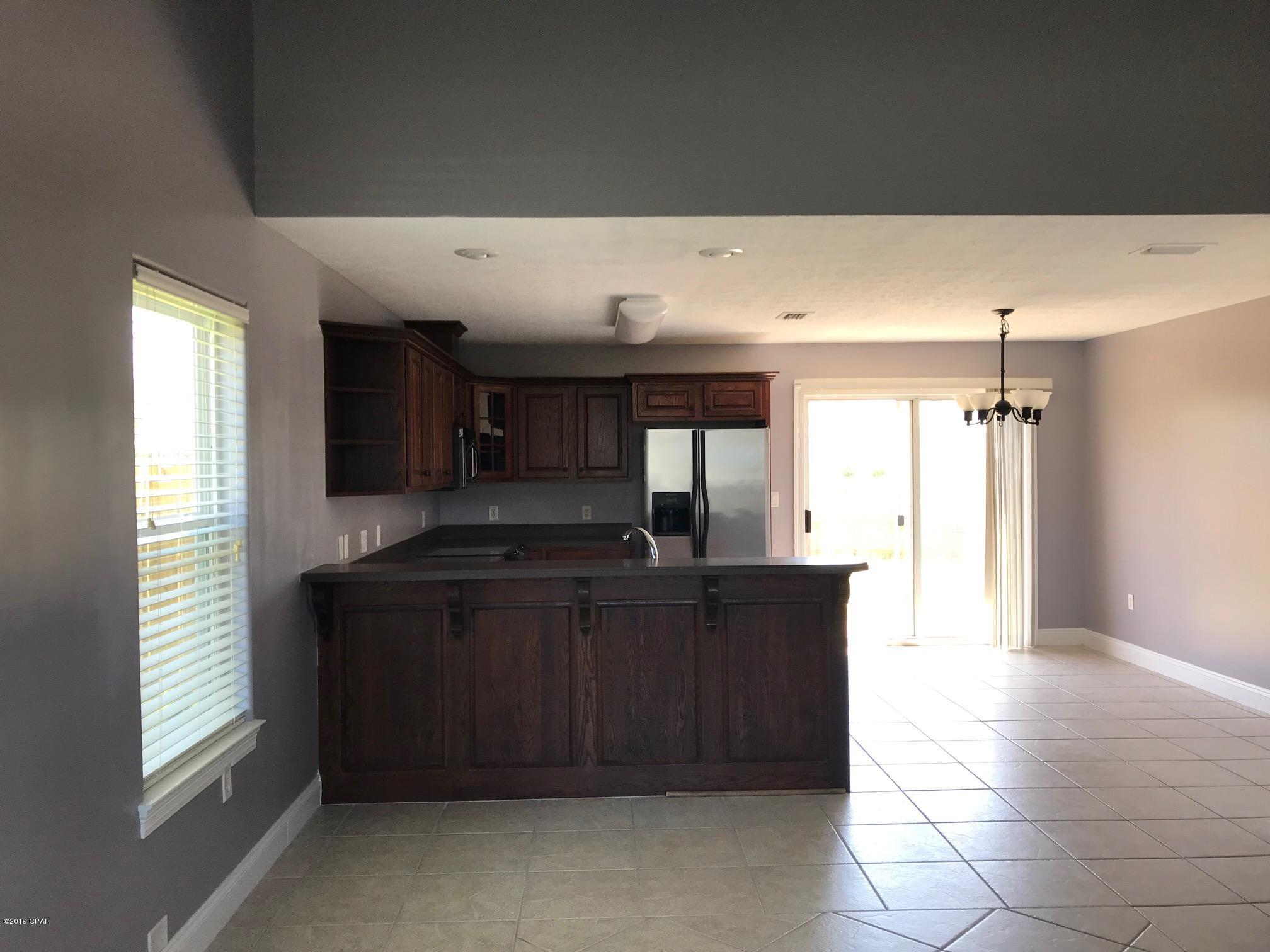 Ashlee Manor - Residential