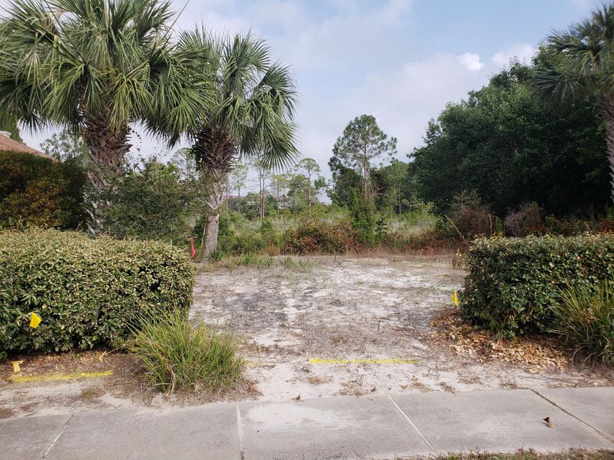 Prime lot in the highly desirable Summer Breeze subdivision. Very close to the Gulf of Mexico, Pier Park and restaurants. Seller will include house plans in the purchase of this lot.