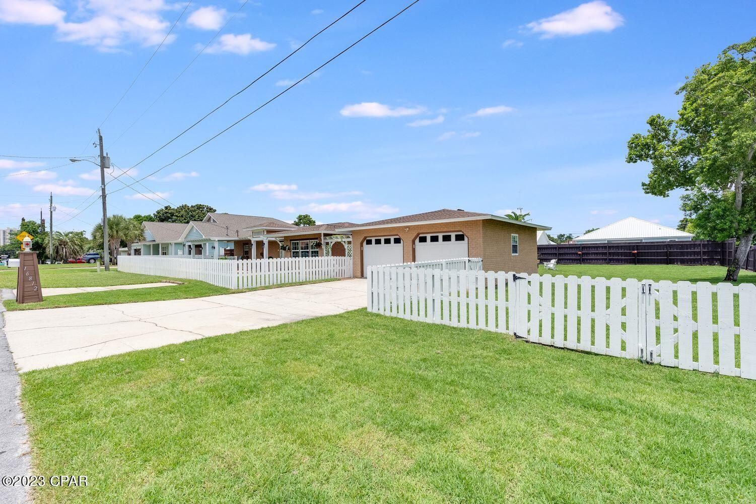 El Centro Beach - Residential