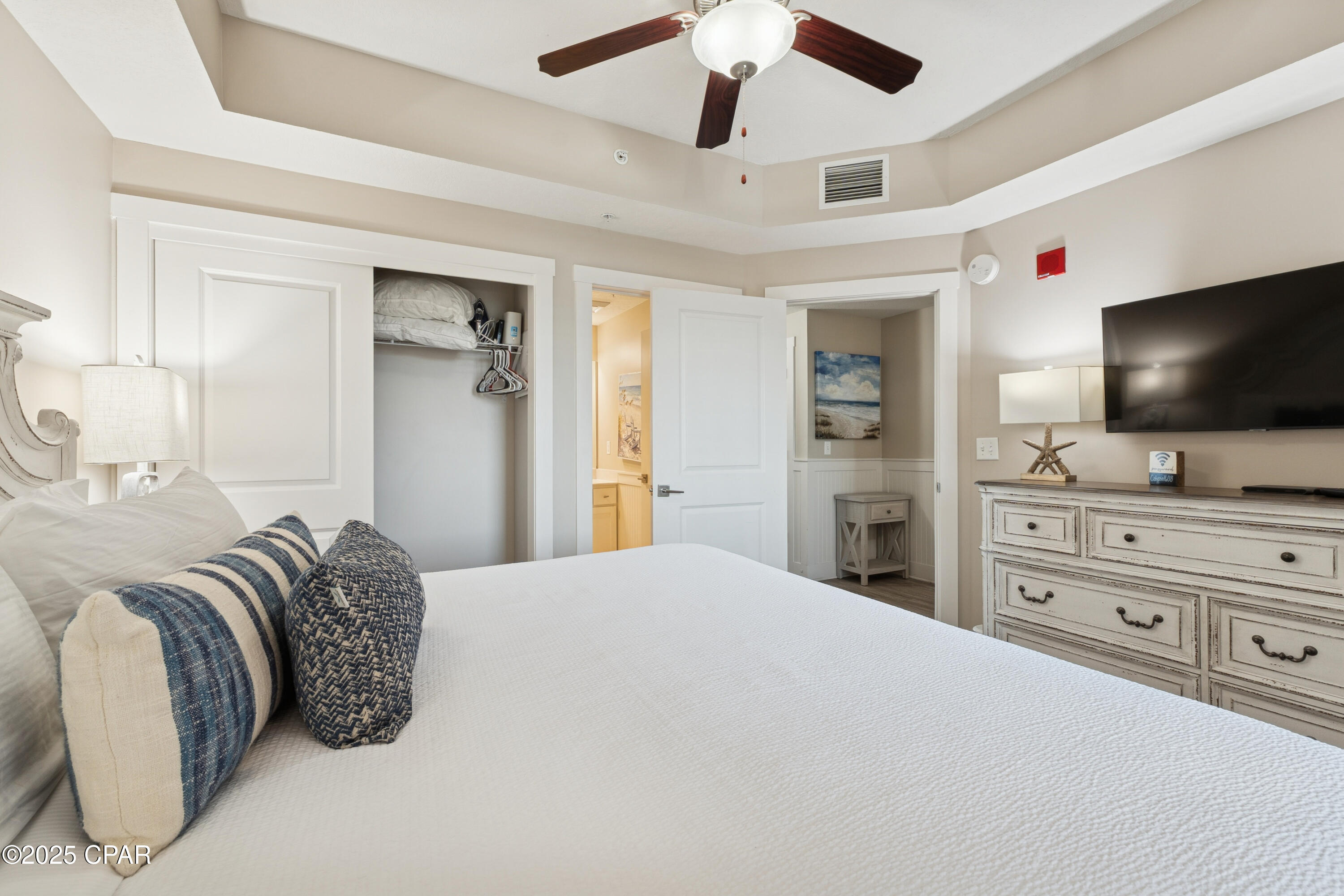 Calypso Towers III - Residential