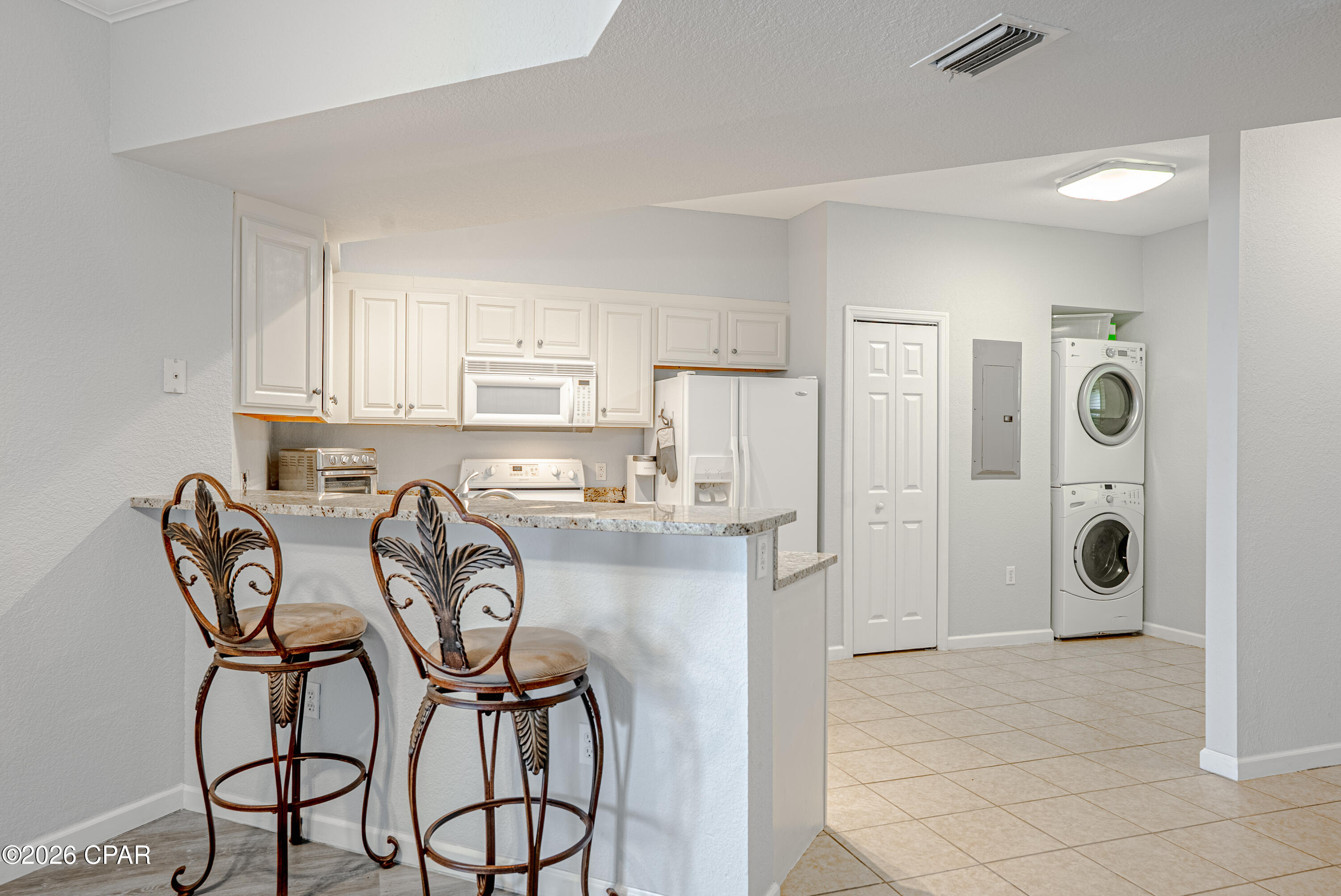 Hibiscus By The Bay - Residential