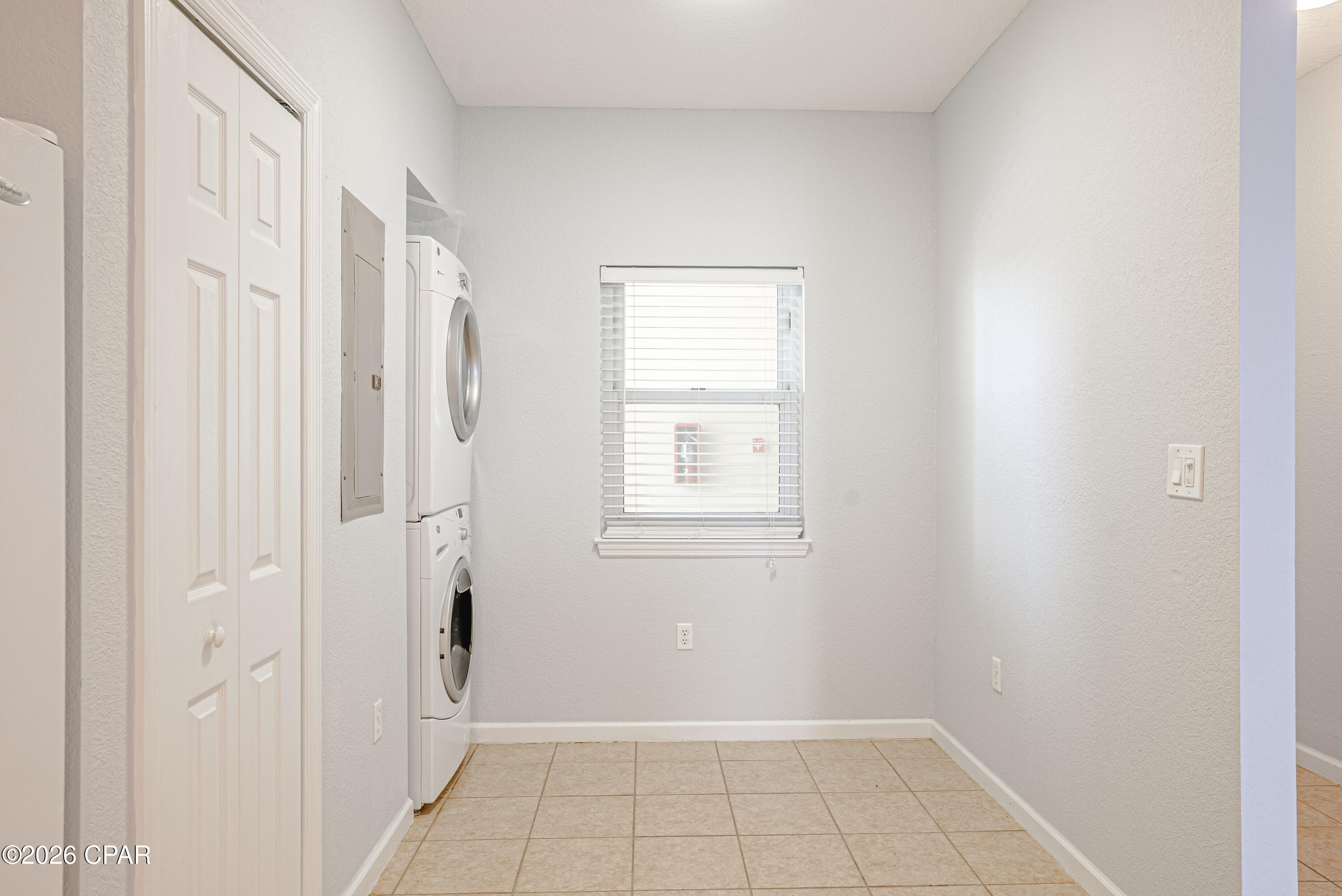 Hibiscus By The Bay - Residential