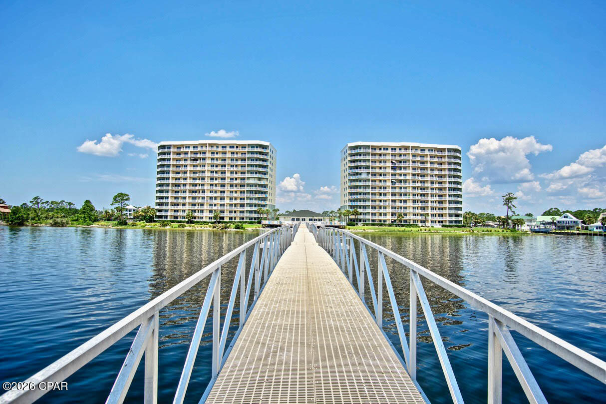 Hibiscus By The Bay - Residential