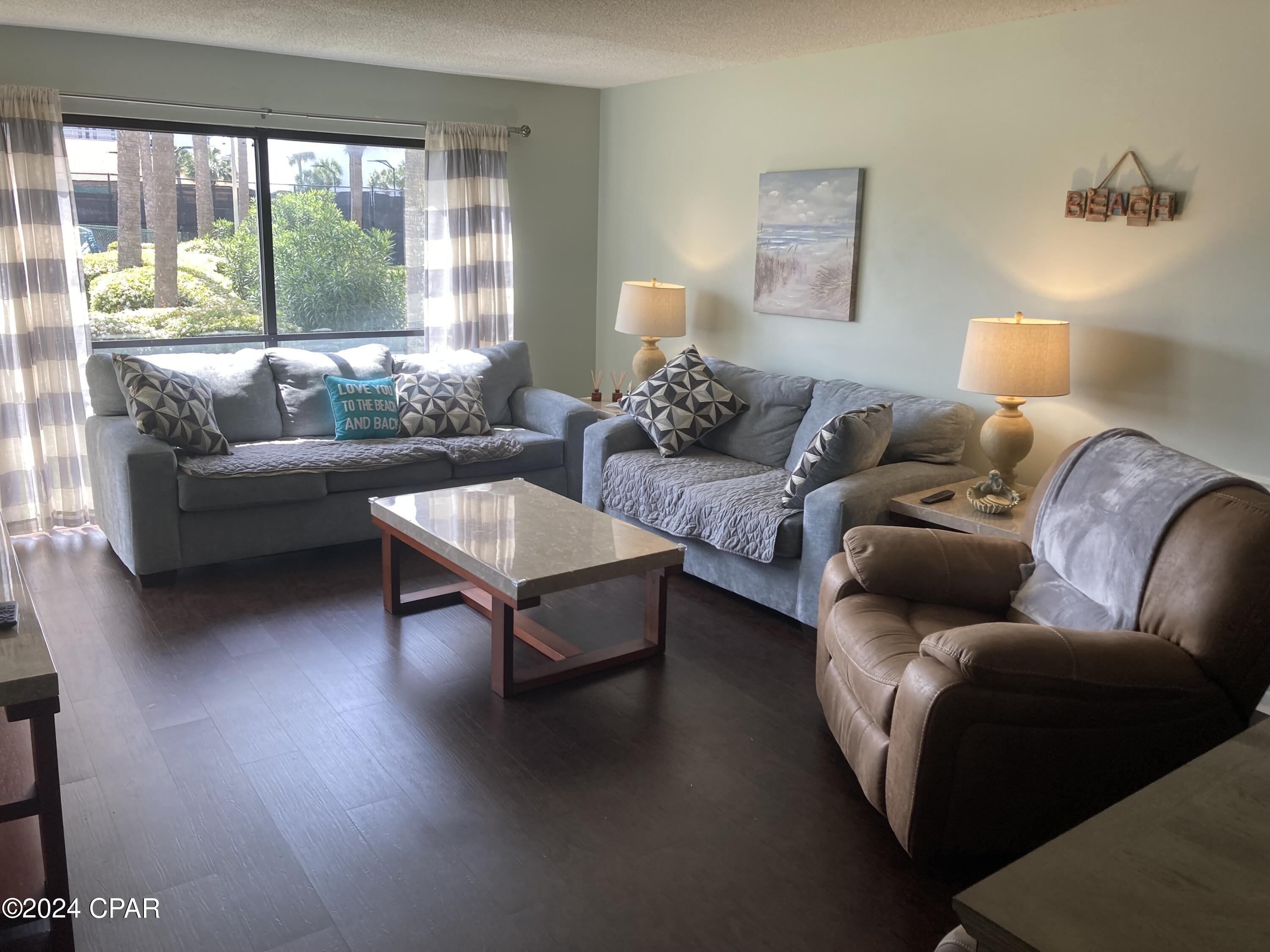 Edgewater Golf Villas 1 - Residential