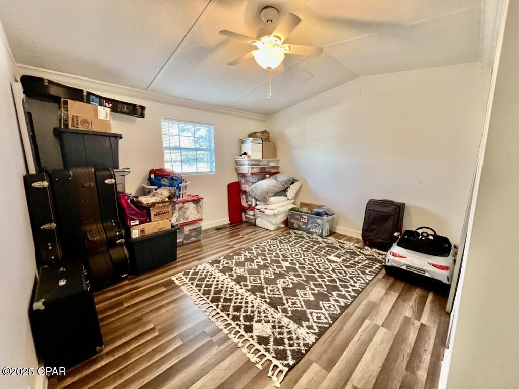 Oakwood Lakes - Residential