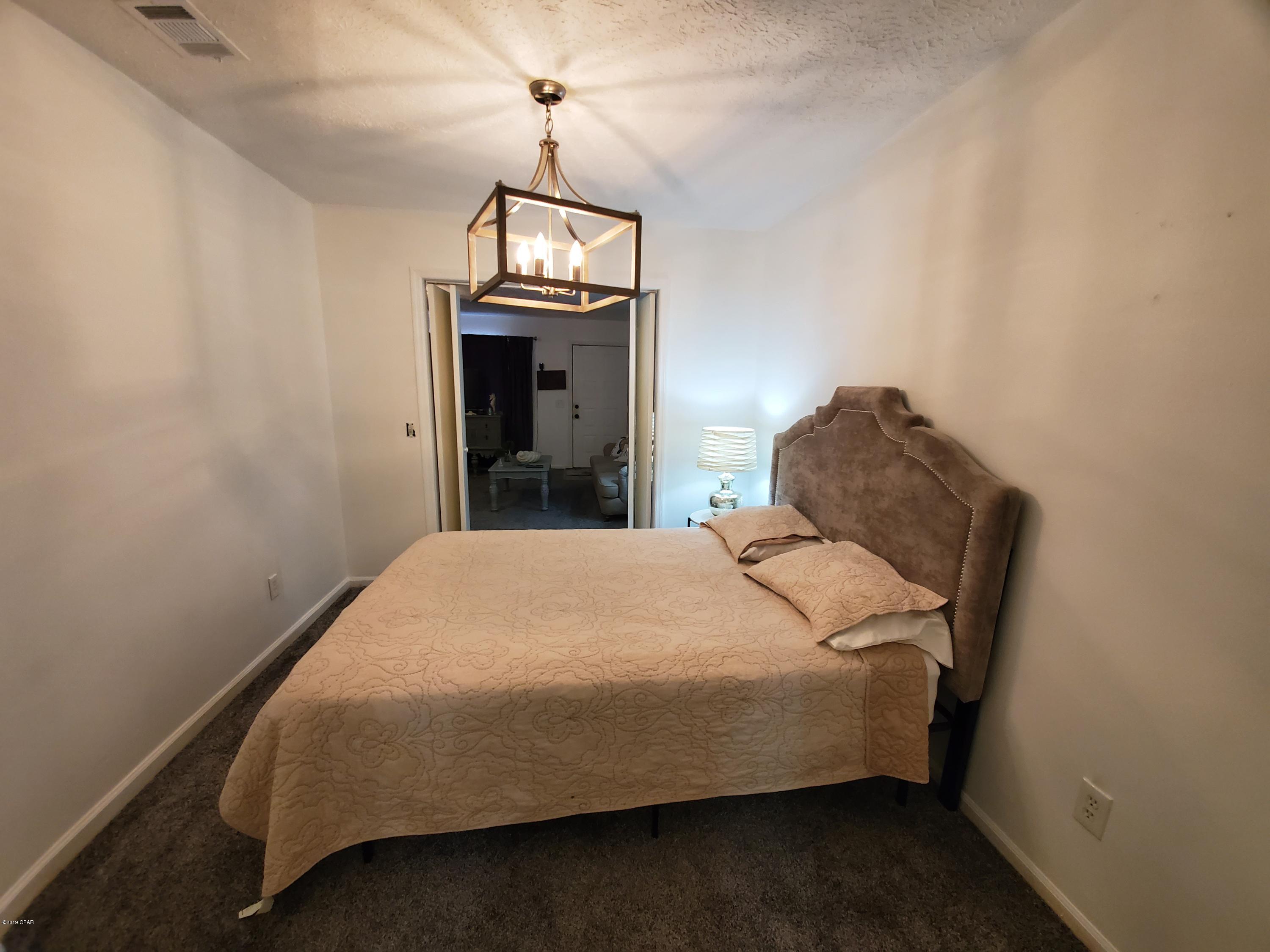 Greenwood Estates 5 - Residential Lease