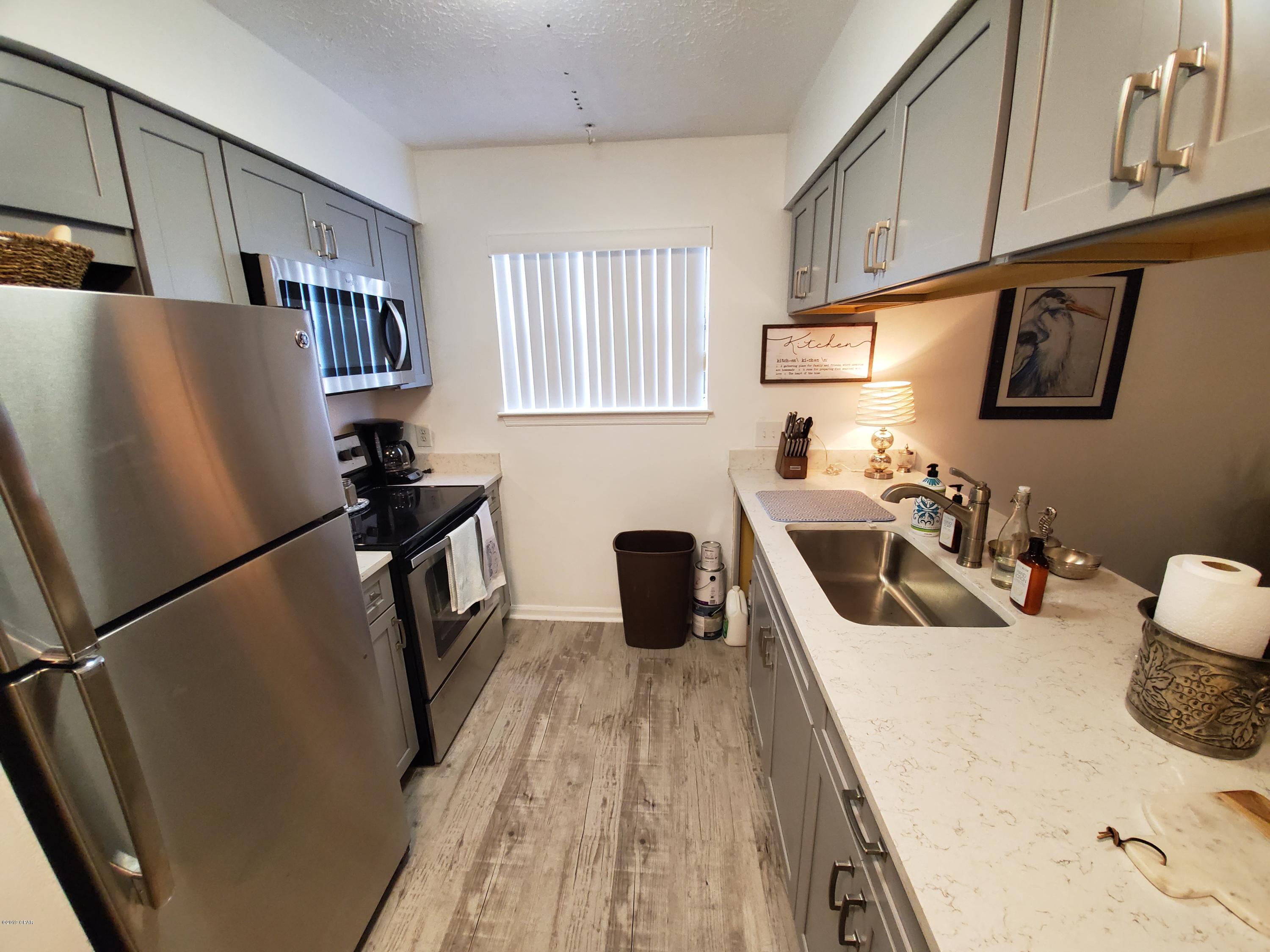 Greenwood Estates 5 - Residential Lease