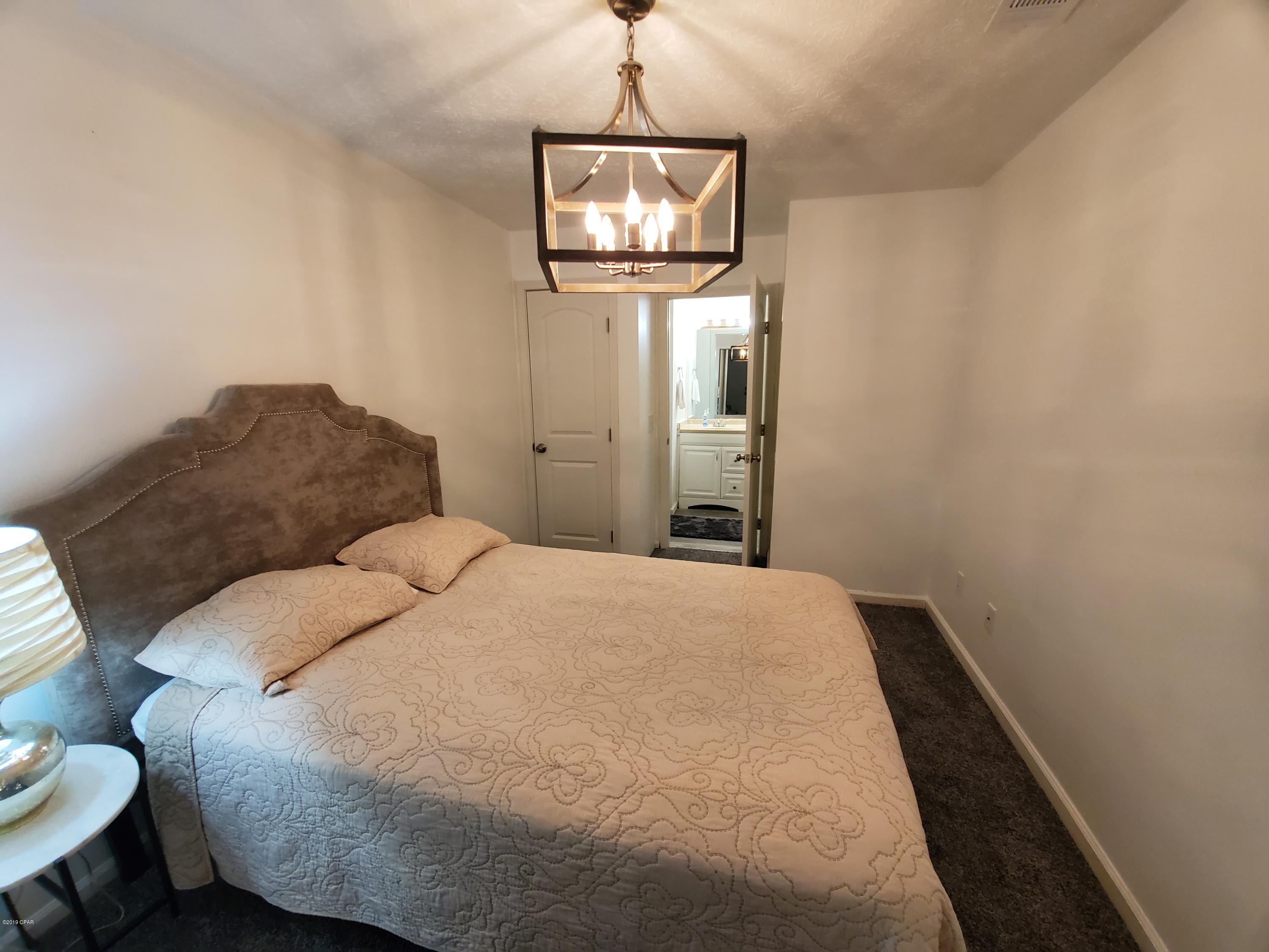 Greenwood Estates 5 - Residential Lease