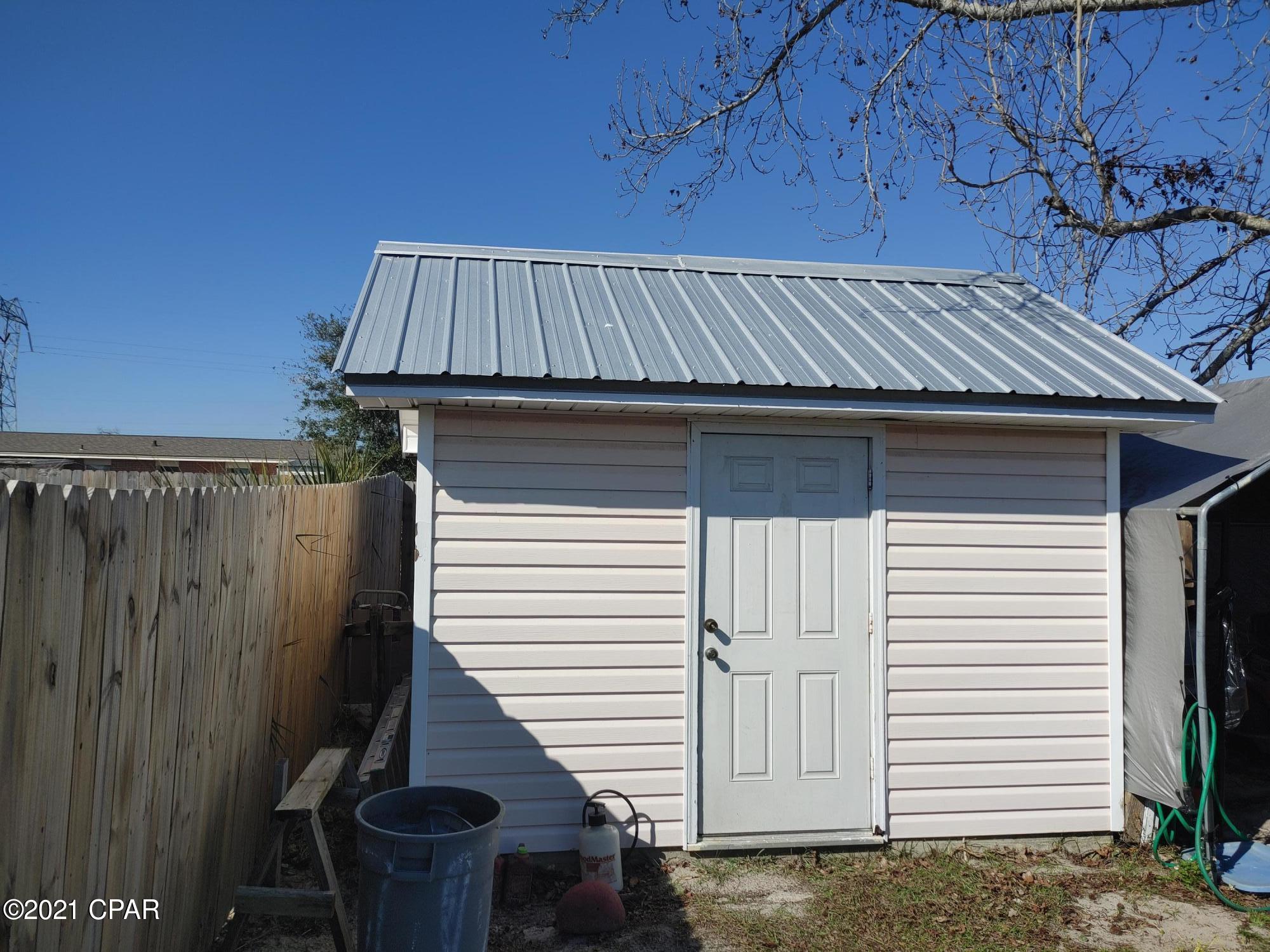 [No Recorded Subdiv] - Residential