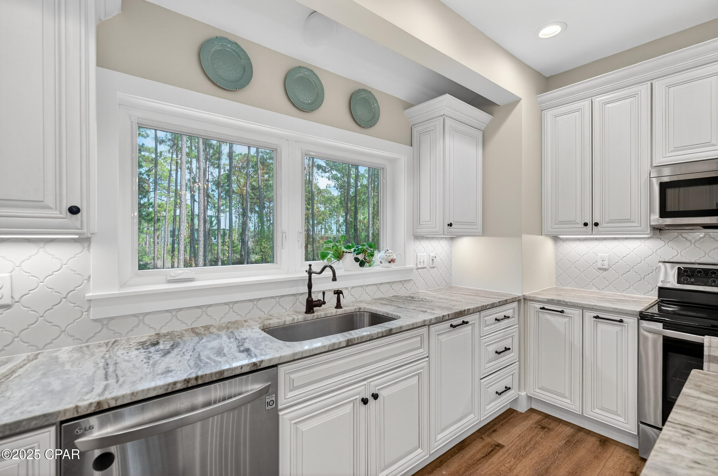 Rivercamps On Crooked Creek - Residential