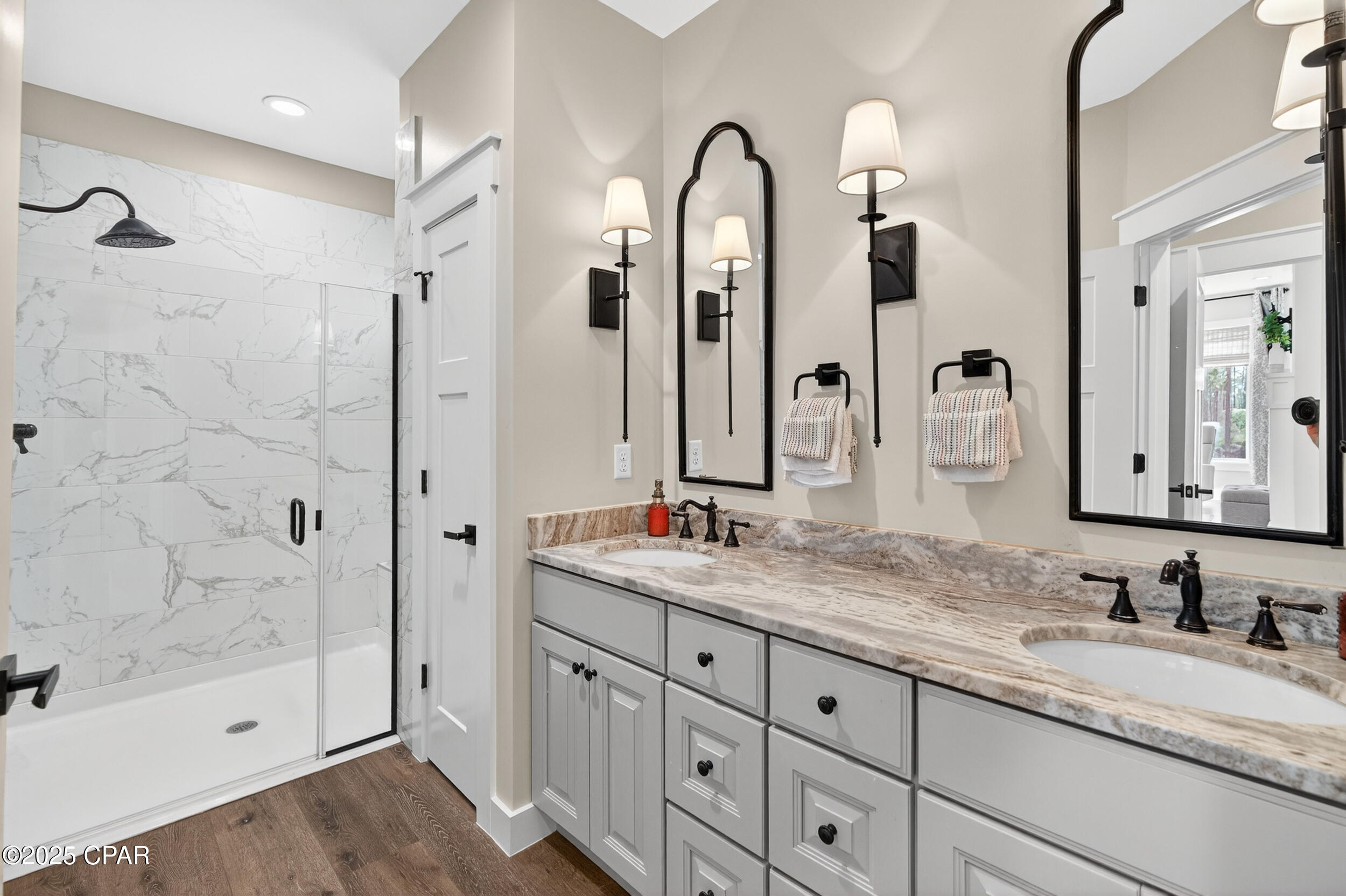 Rivercamps On Crooked Creek - Residential