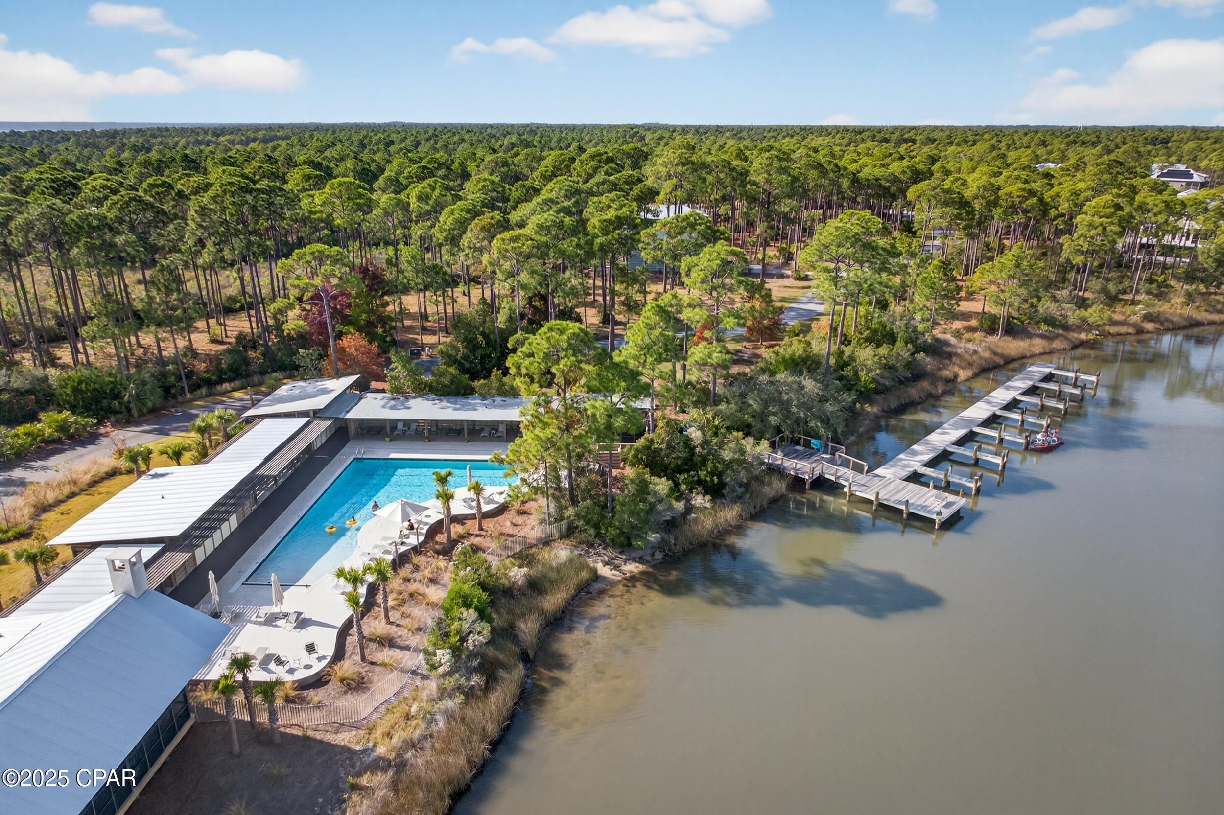 Rivercamps On Crooked Creek - Residential