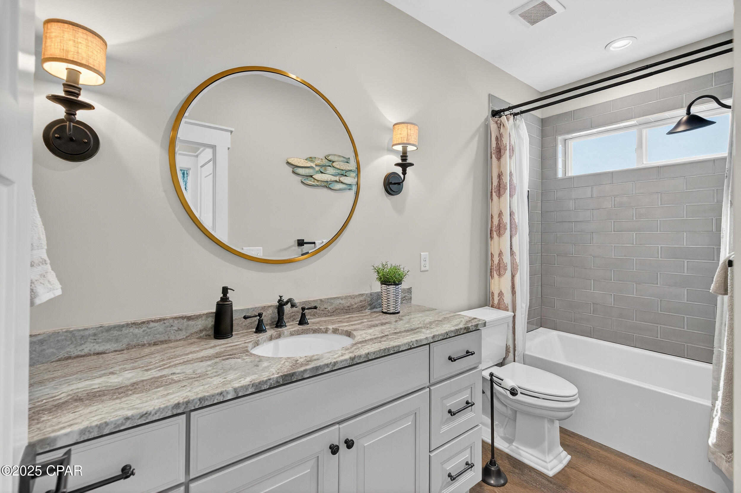 Rivercamps On Crooked Creek - Residential