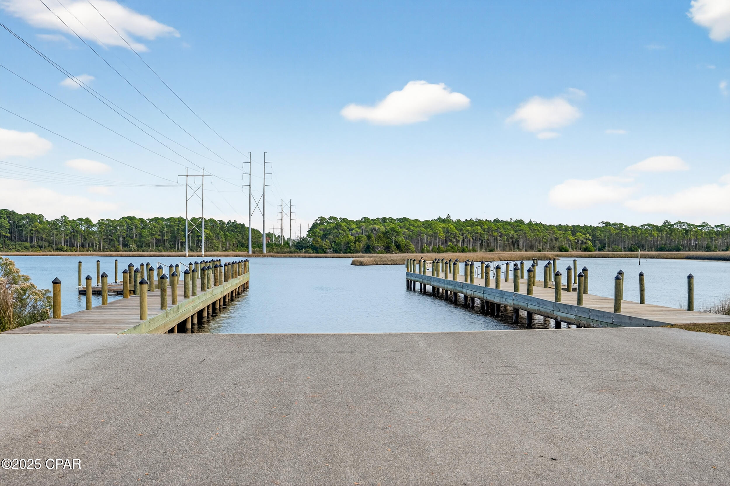 Rivercamps On Crooked Creek - Residential