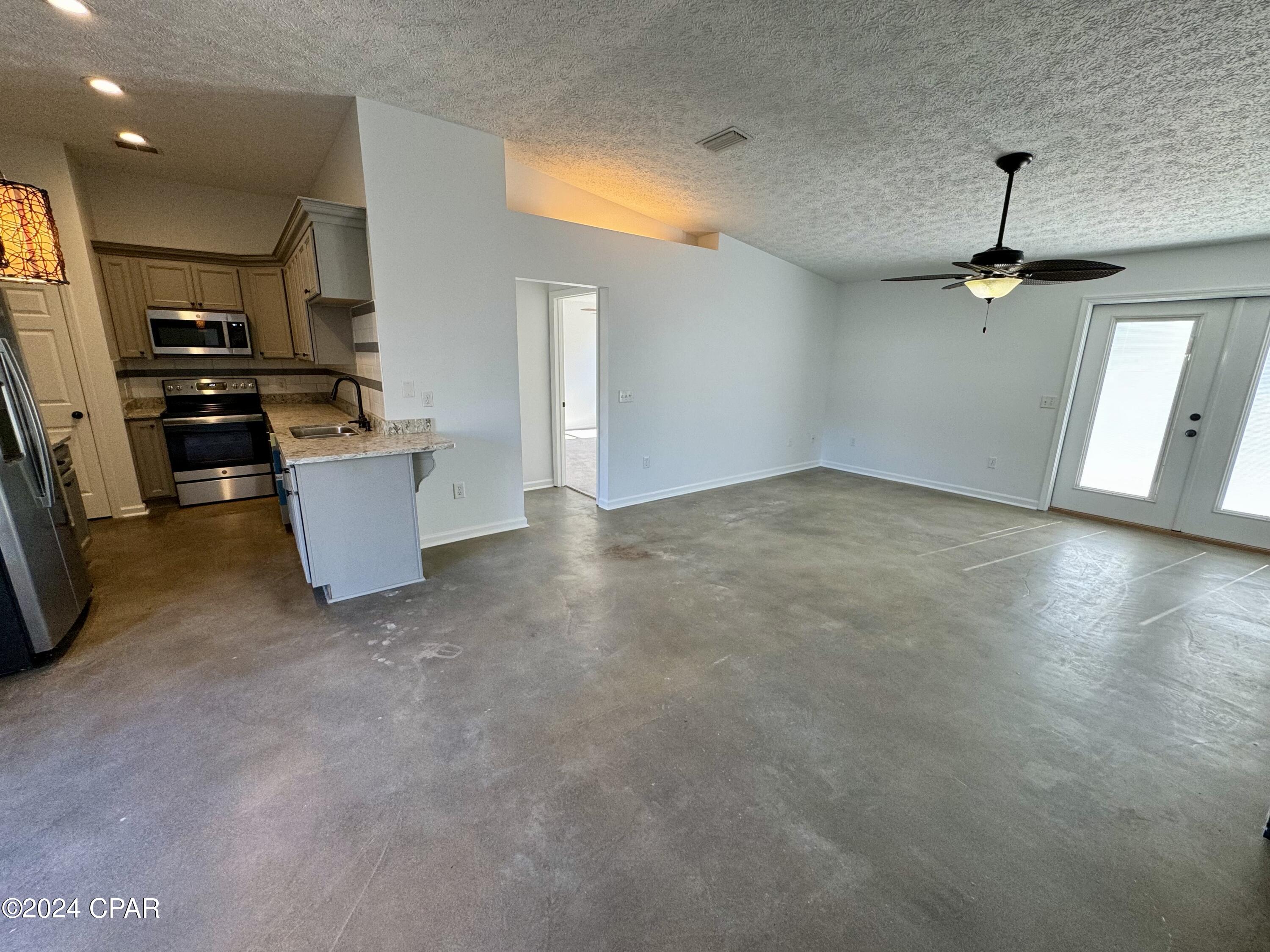 Emerald Lake Estates - Residential