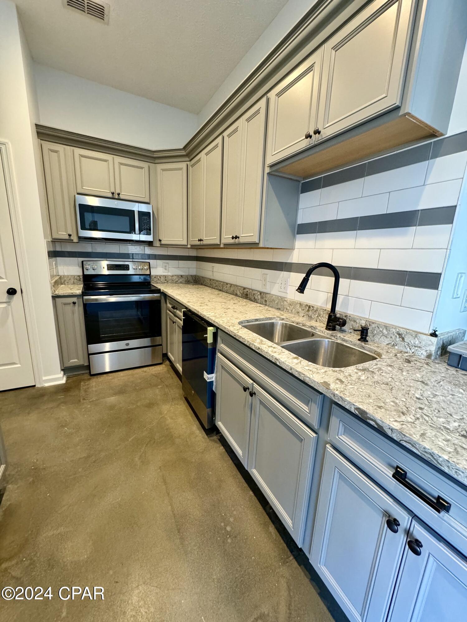 Emerald Lake Estates - Residential