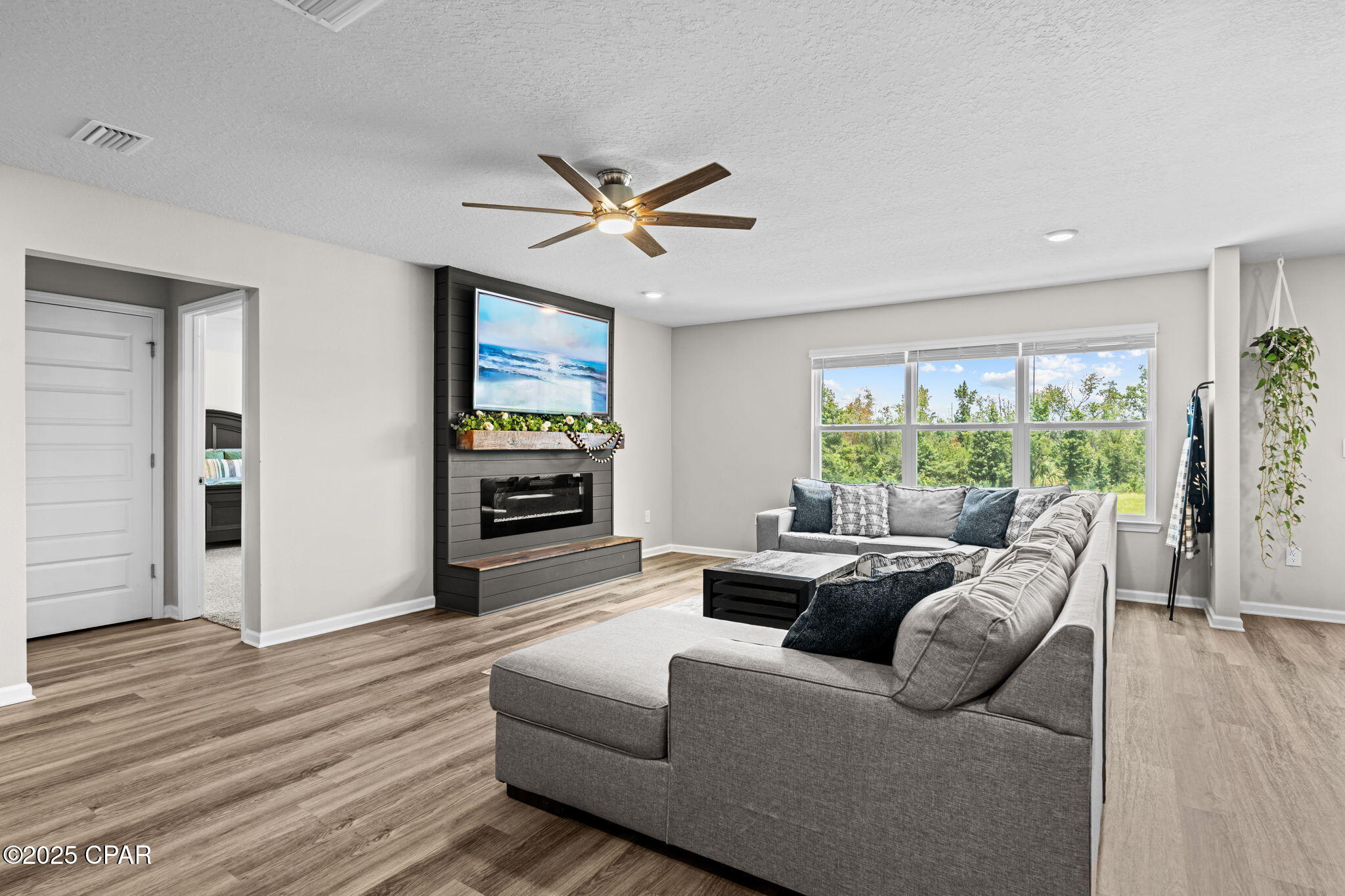 Mars Hill - Residential