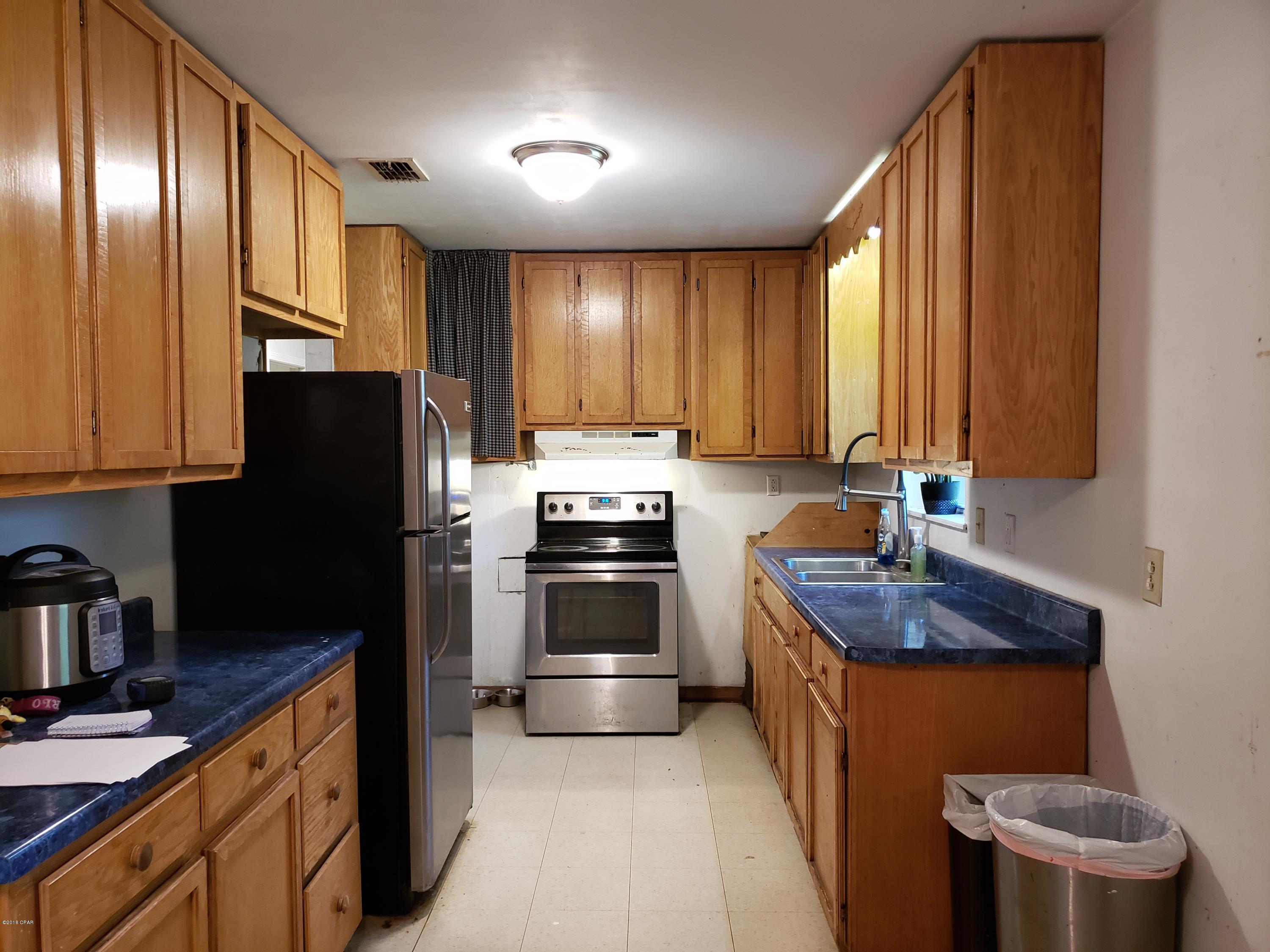 [No Recorded Subdiv] - Residential