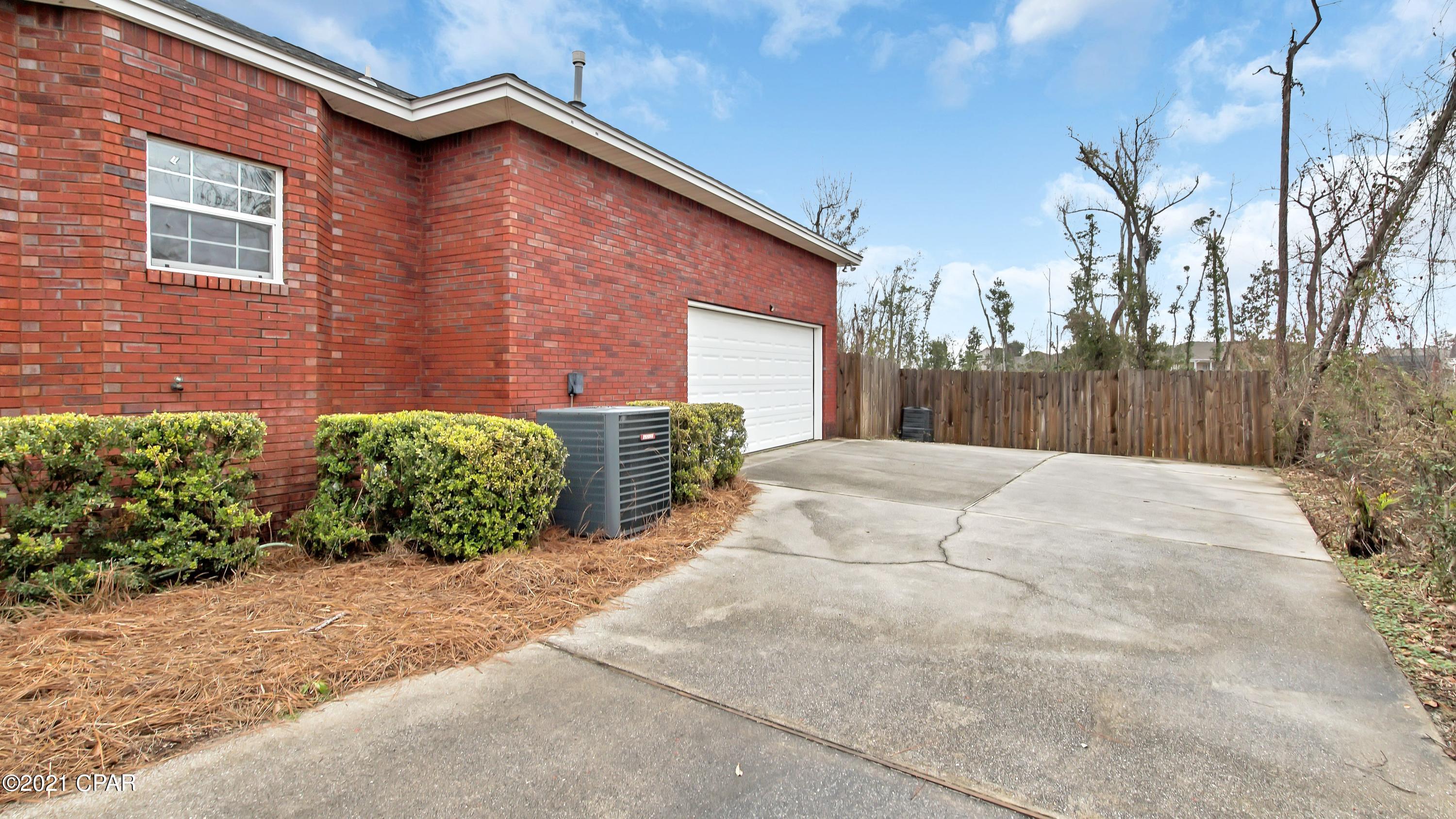 Mowat Highlands Ph X - Residential