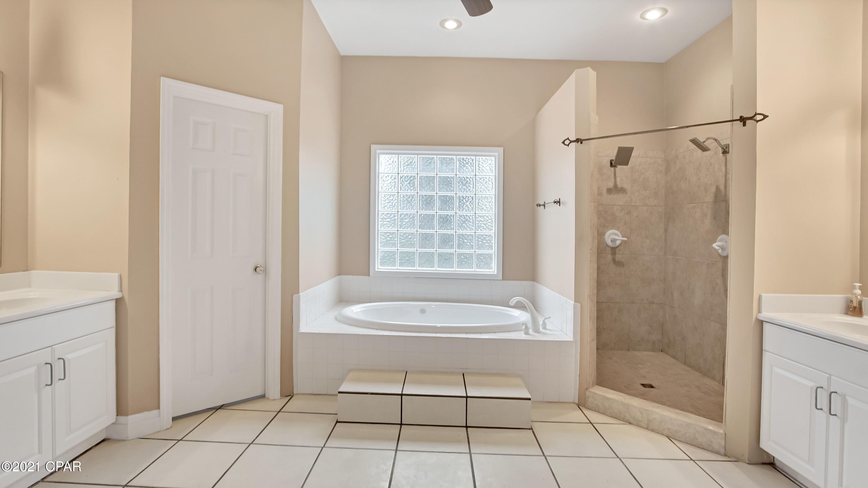 Mowat Highlands Ph X - Residential