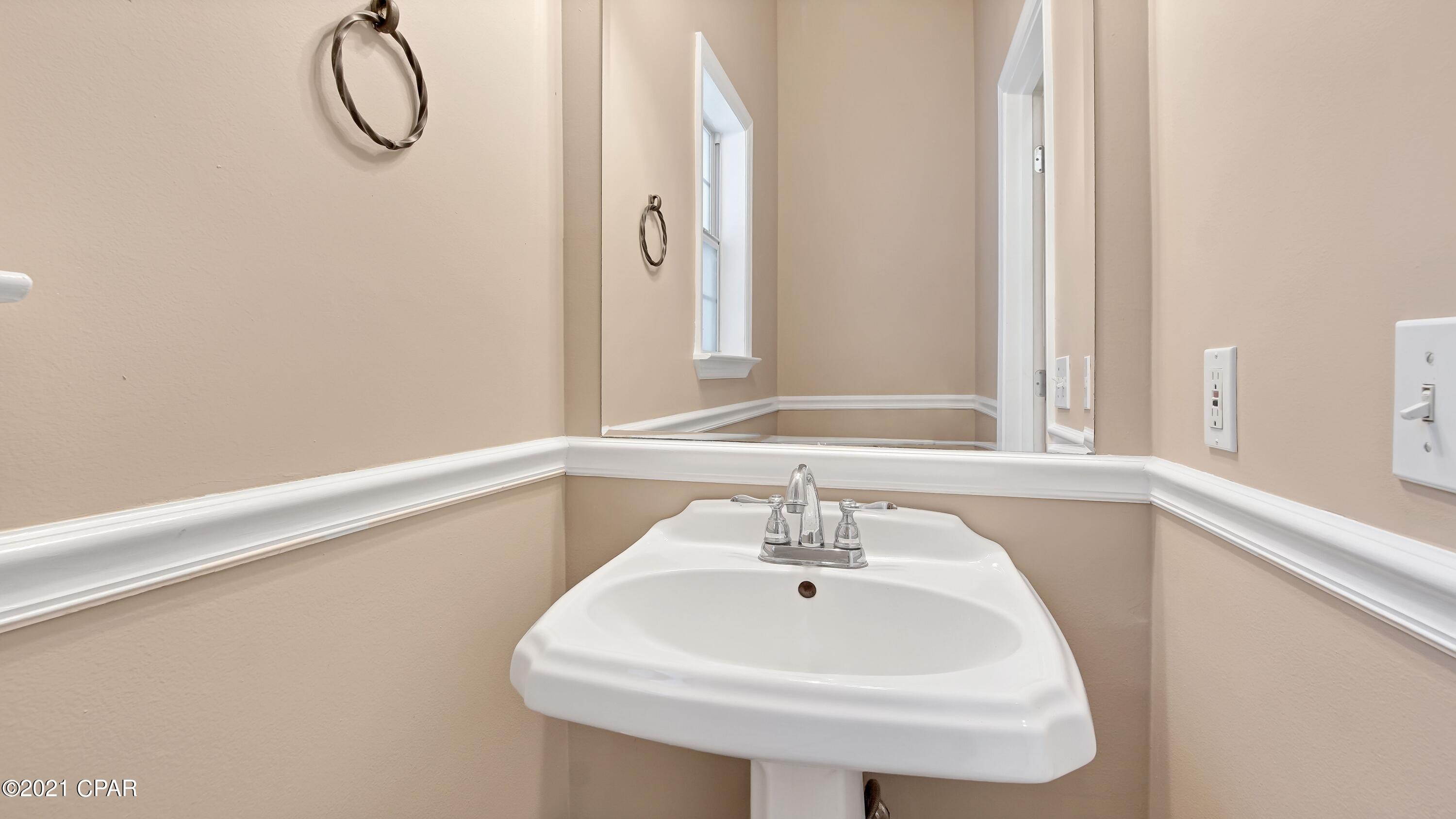 Mowat Highlands Ph X - Residential