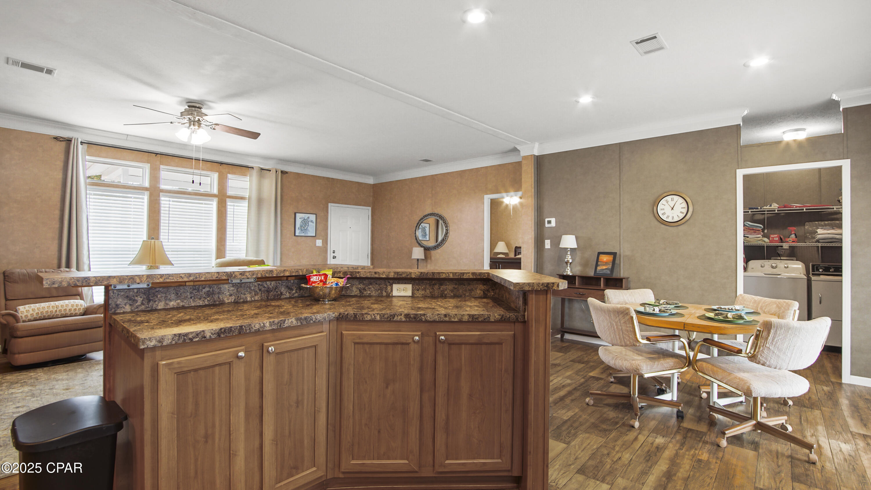 Bahama Heights - Residential Lease