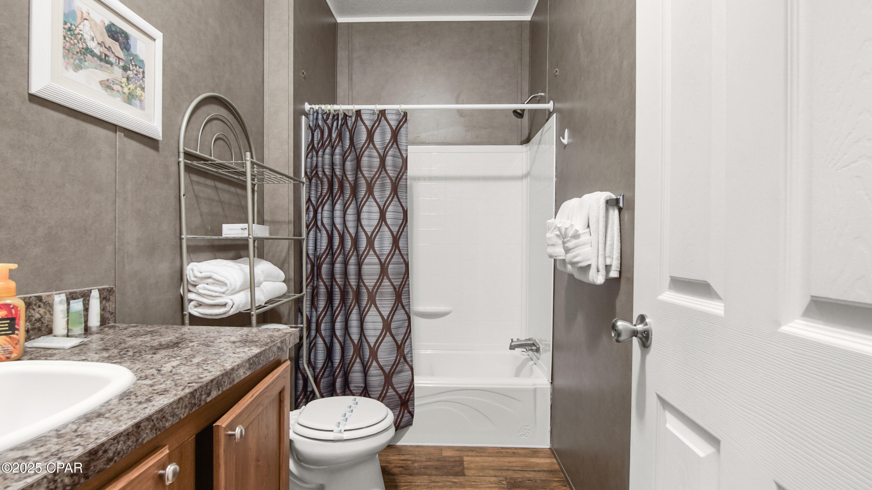 Bahama Heights - Residential Lease