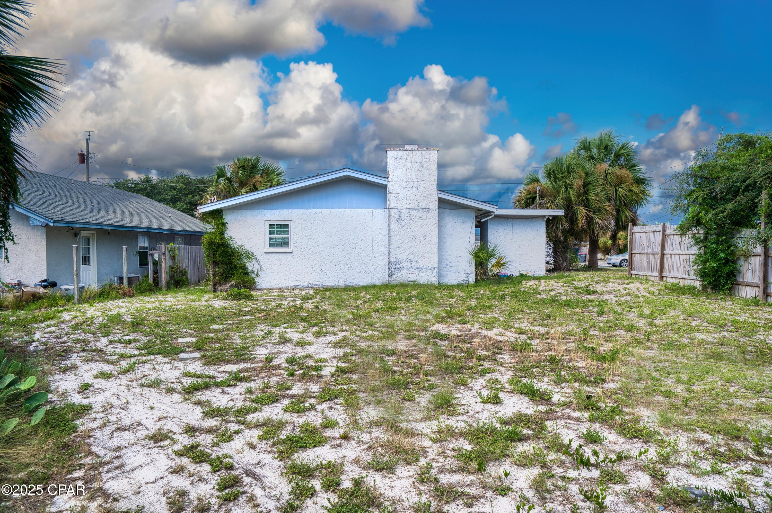 Biltmore Beach 1st Add - Residential