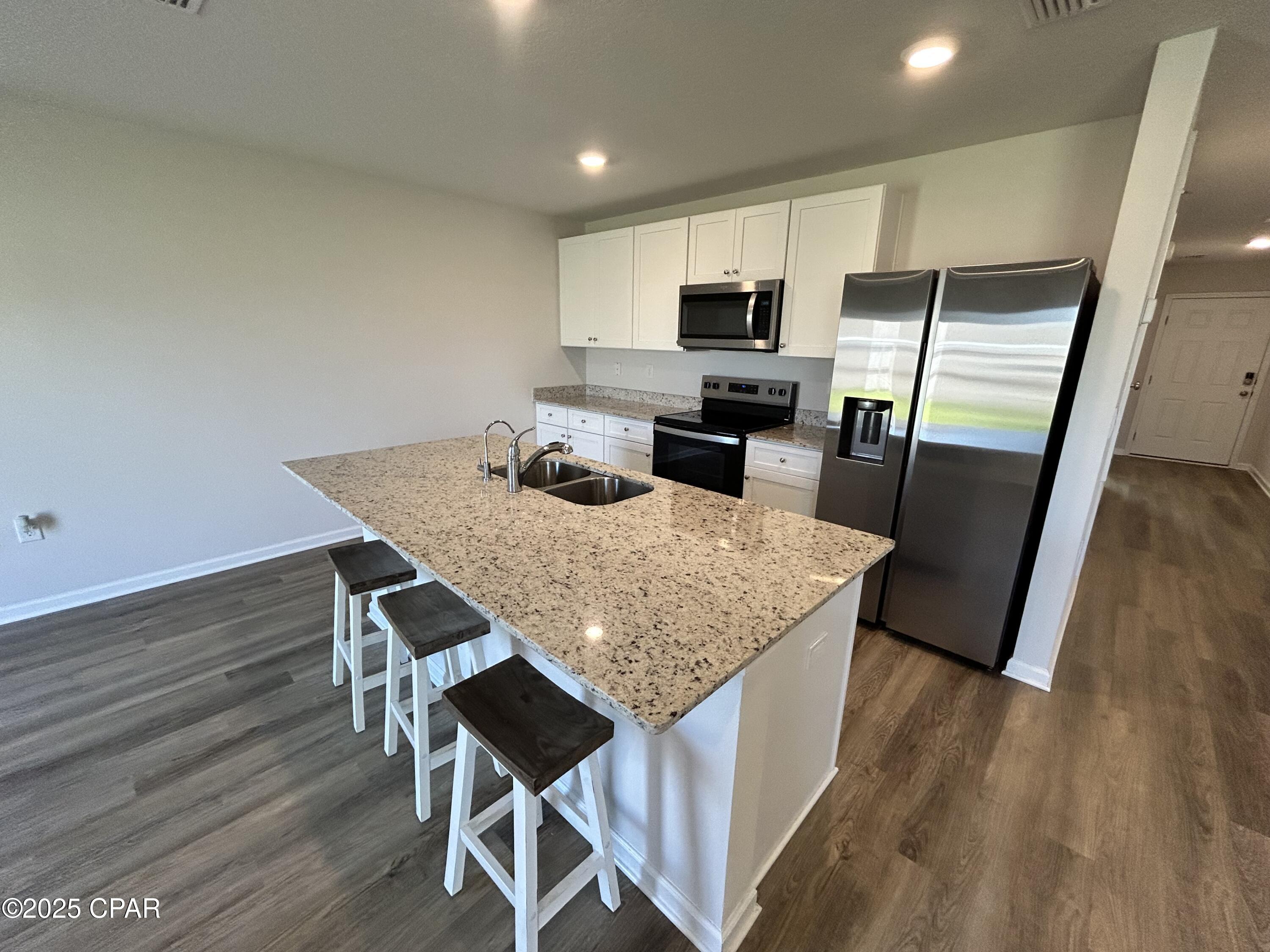 [No Recorded Subdiv] - Residential Lease