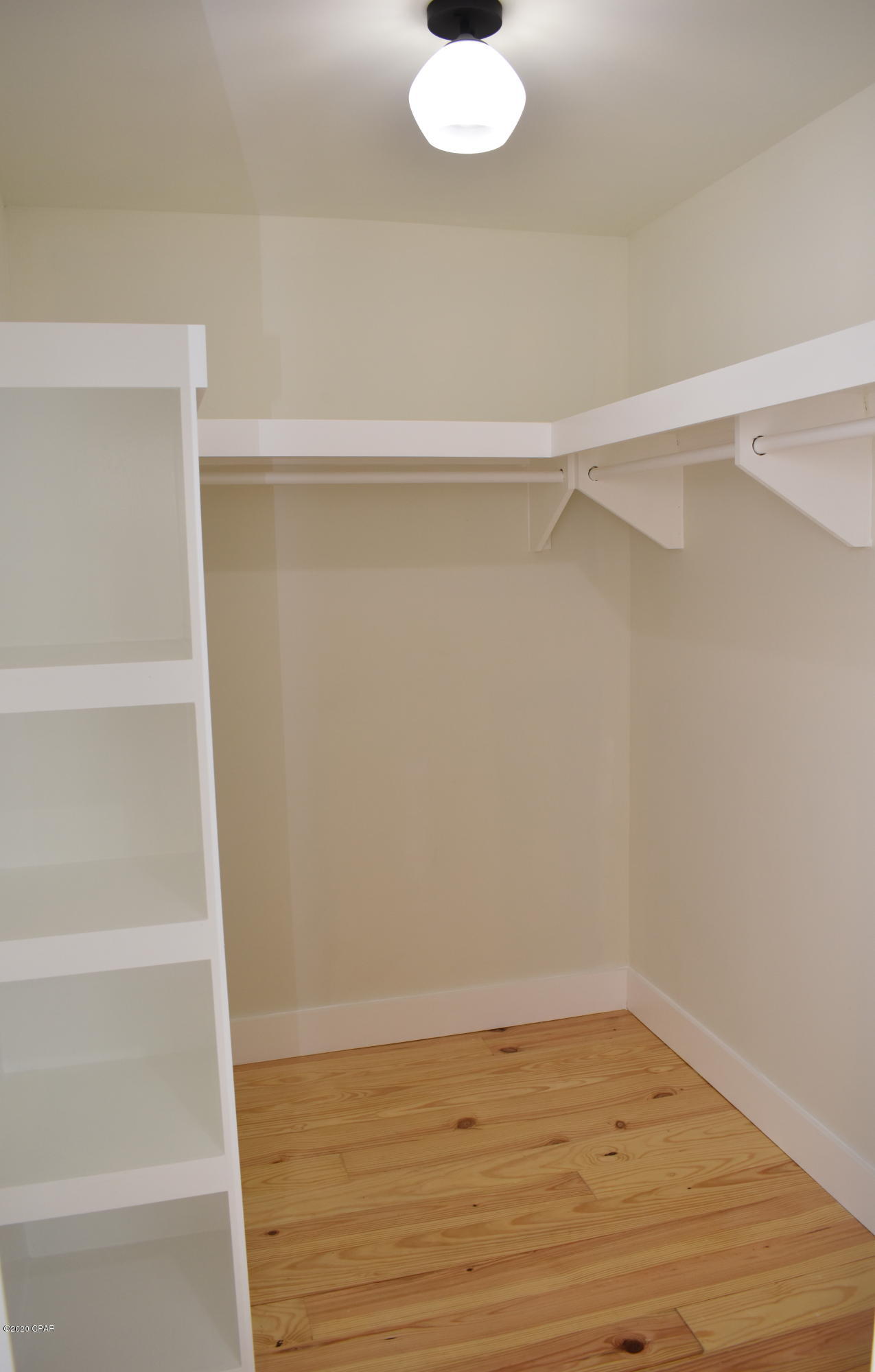 [No Recorded Subdiv] - Residential Lease