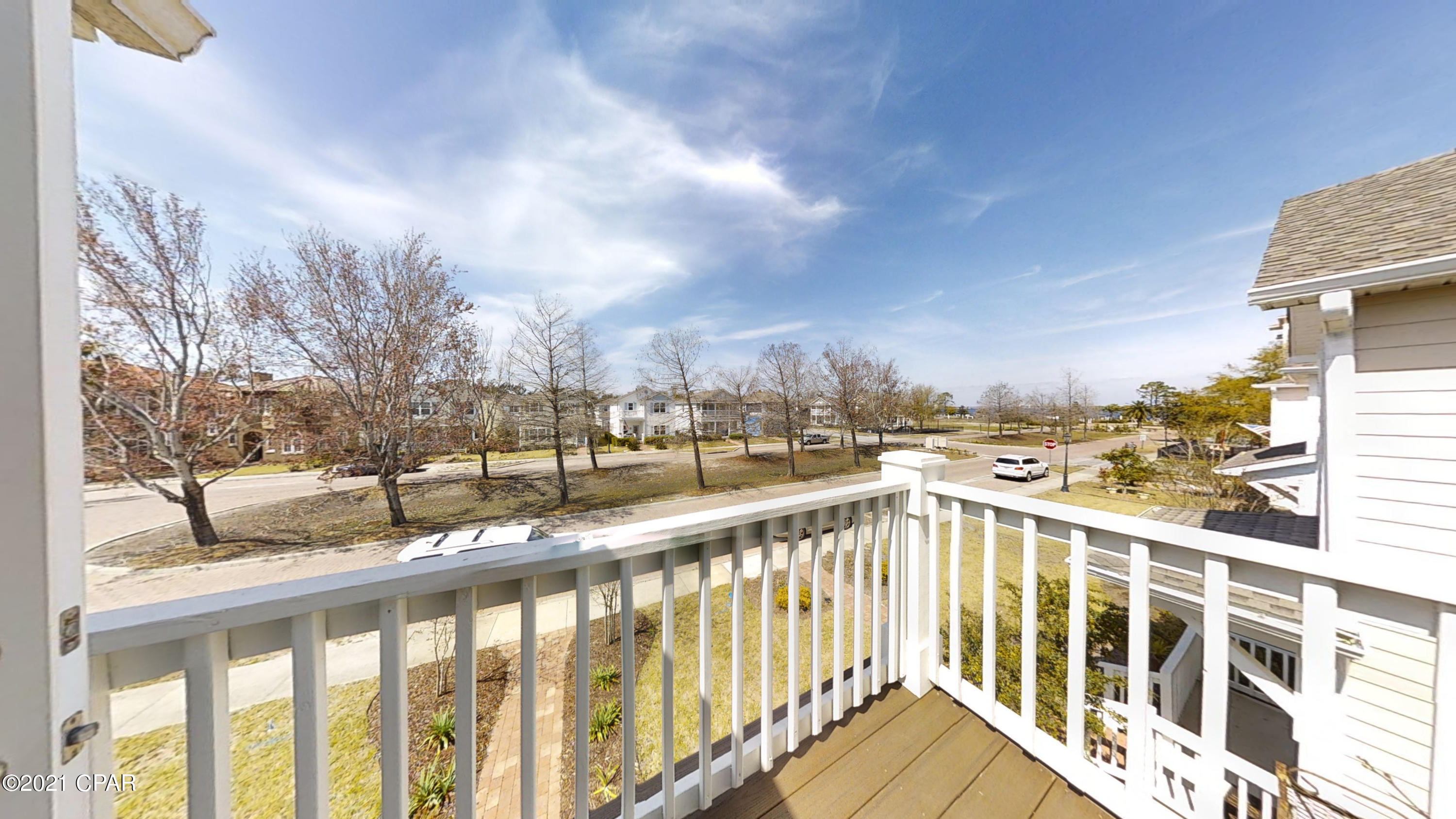 Magnolia Bay Club - Residential