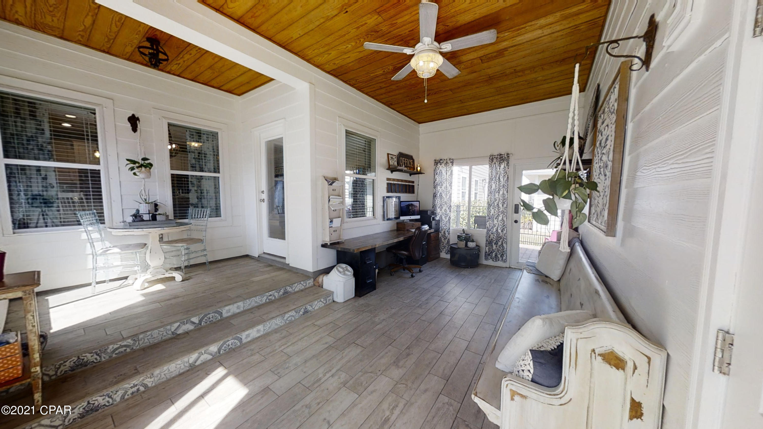 Magnolia Bay Club - Residential