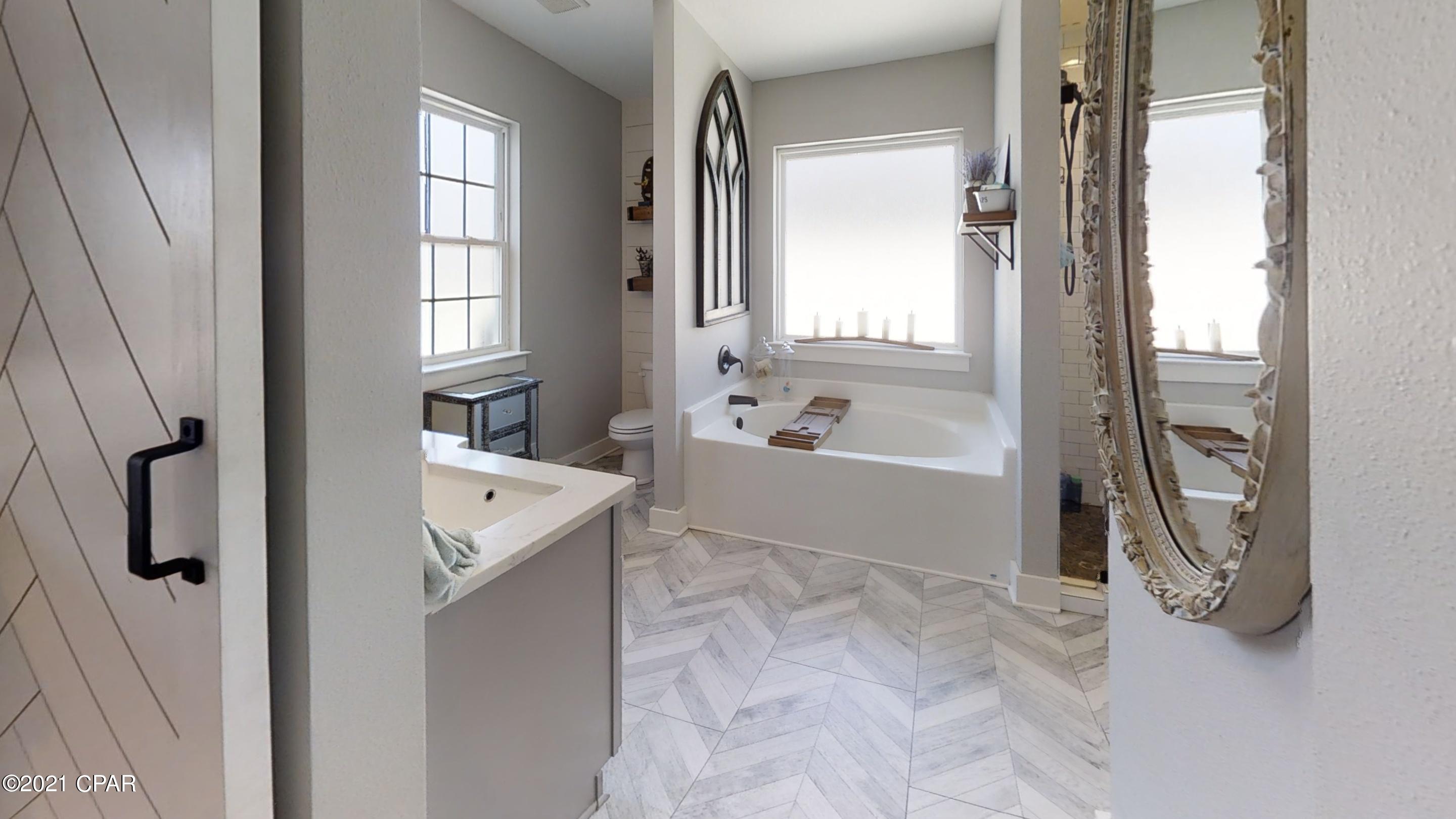 Magnolia Bay Club - Residential