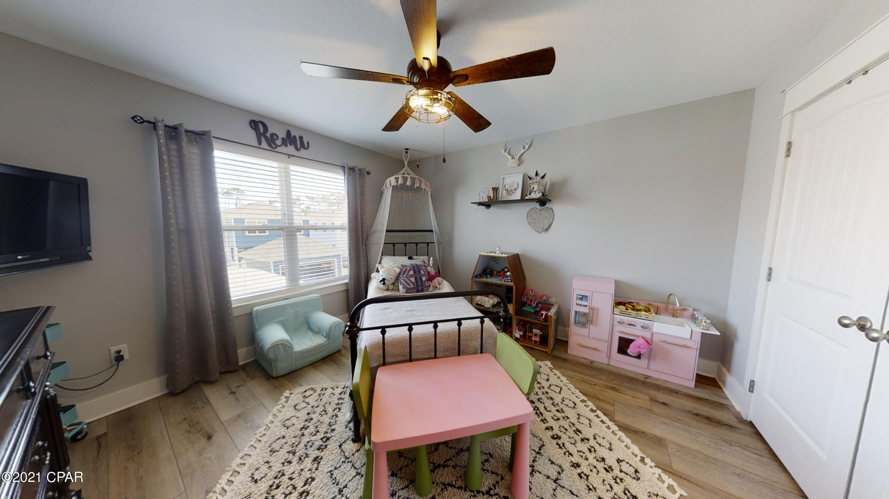 Magnolia Bay Club - Residential