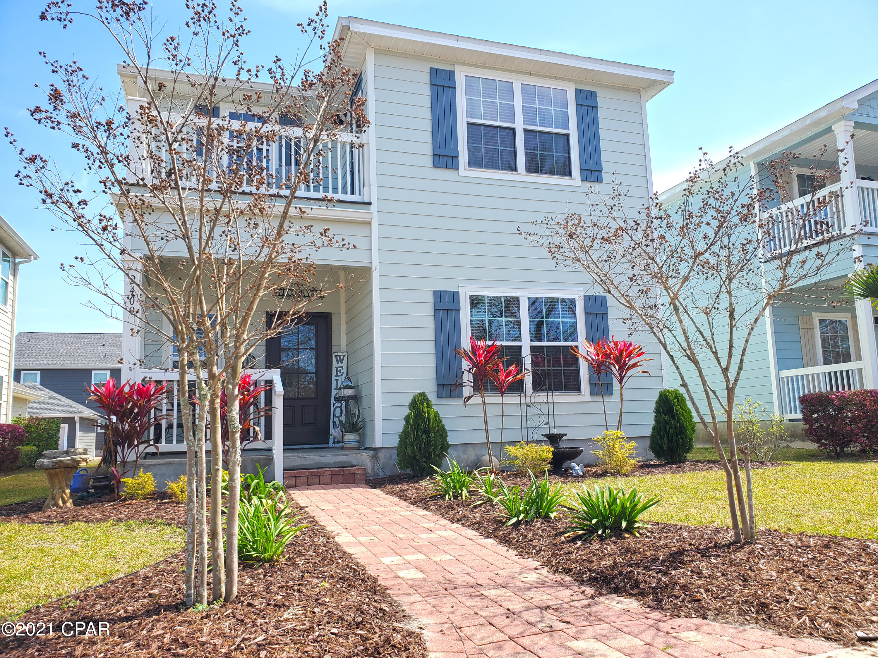 Magnolia Bay Club - Residential