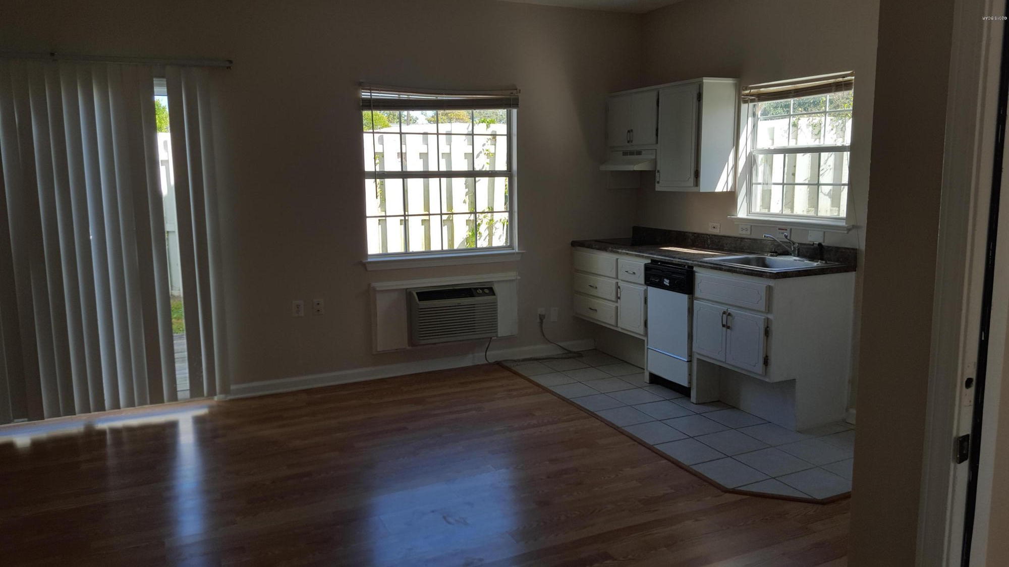 The Palms - Residential