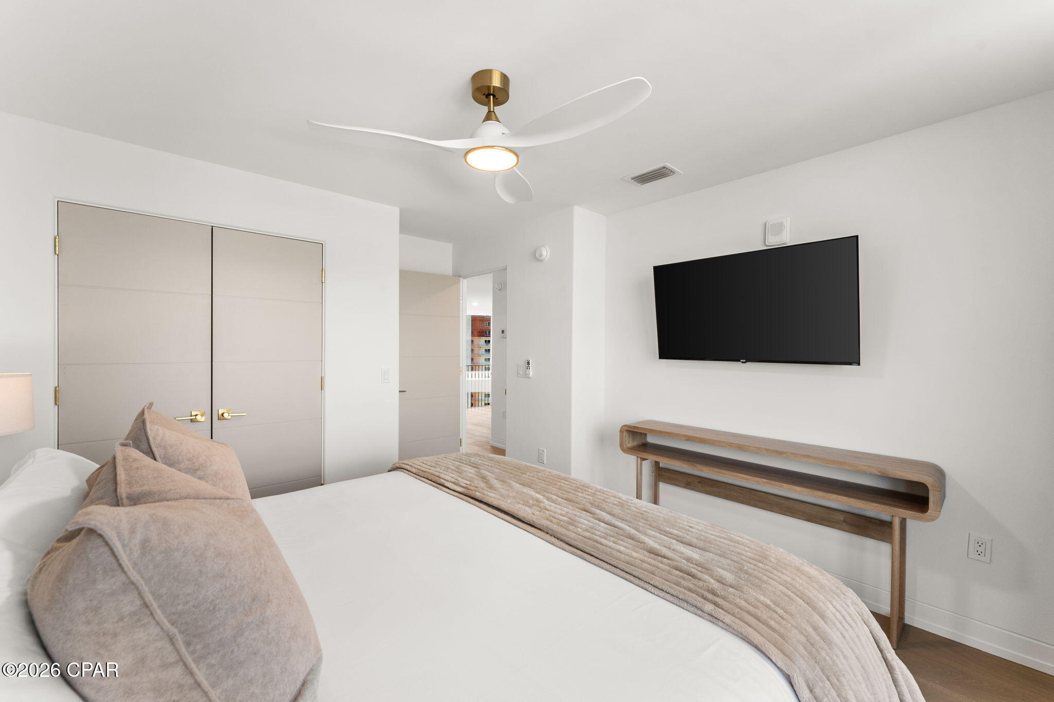 Laketown Wharf - Residential