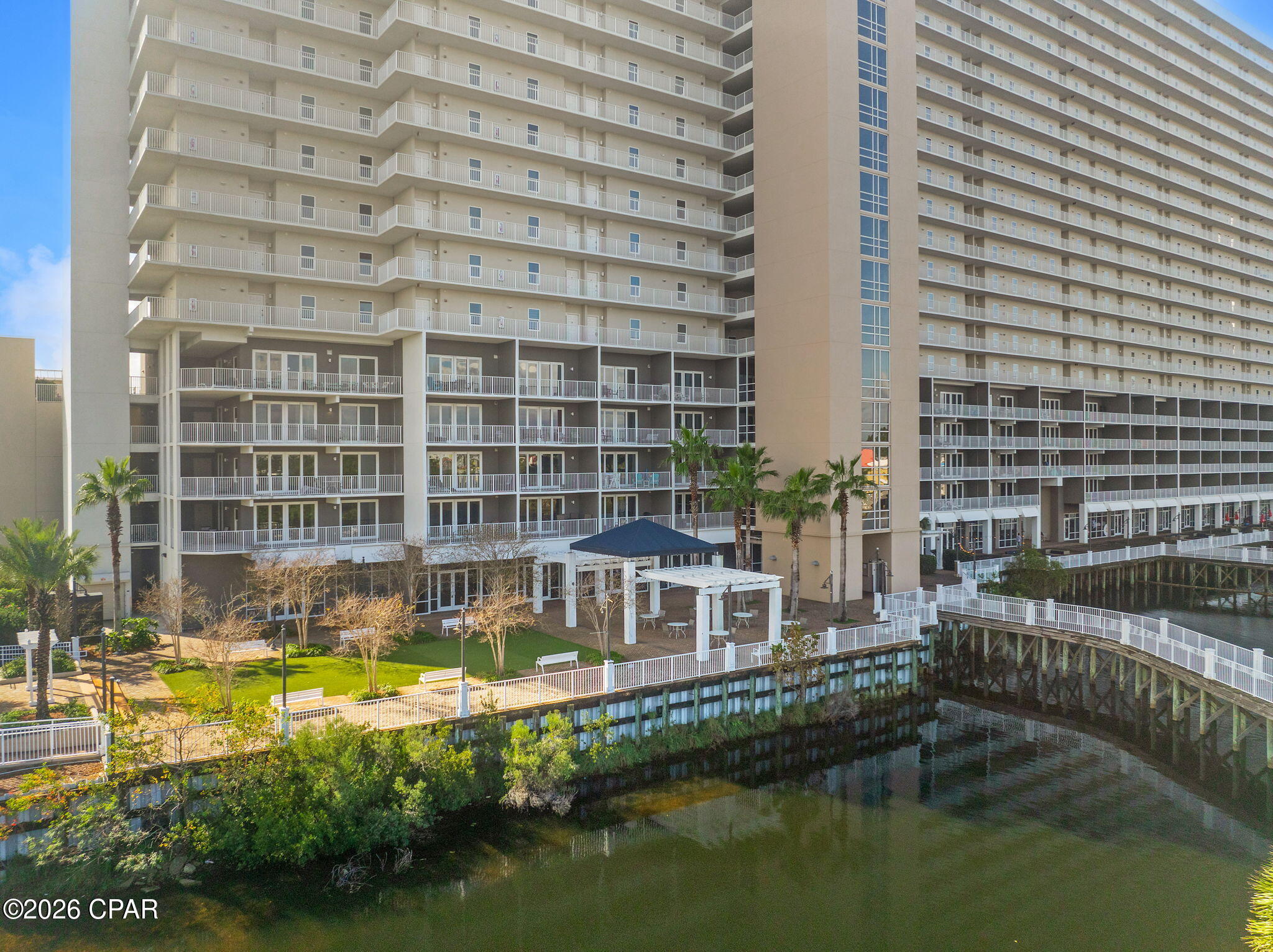 Laketown Wharf - Residential