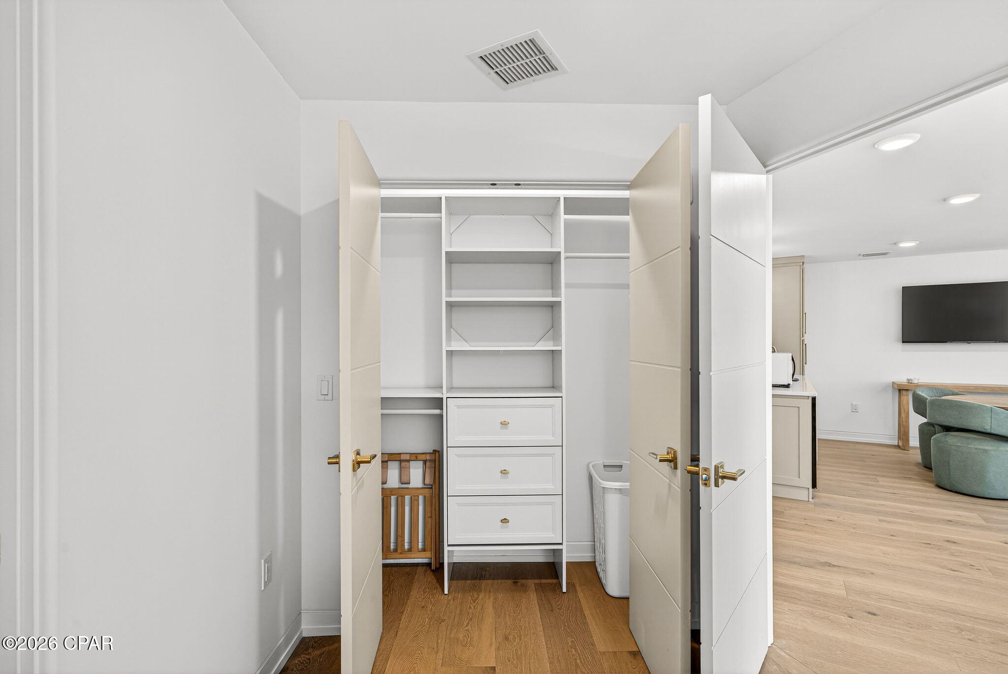 Laketown Wharf - Residential