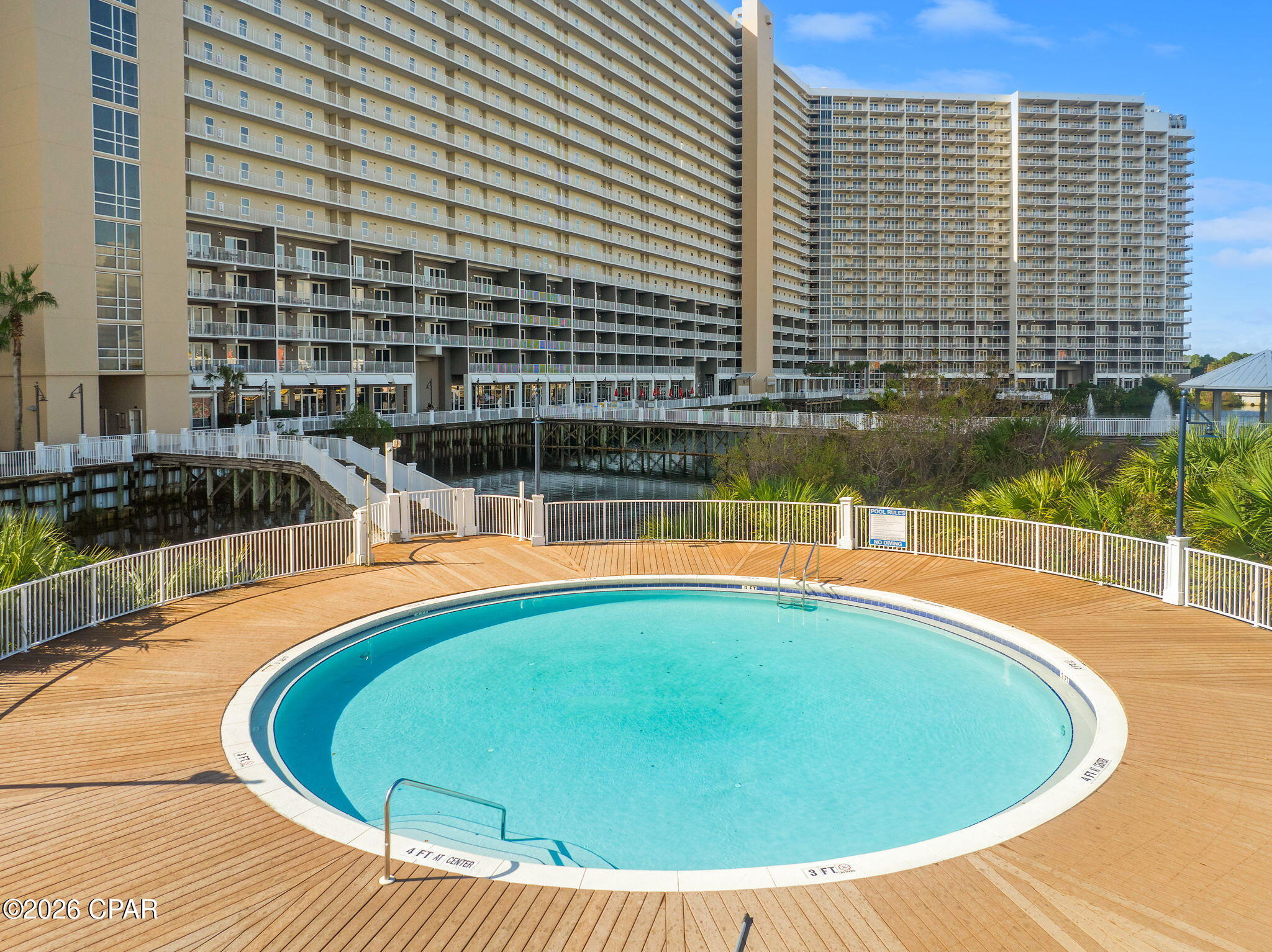 Laketown Wharf - Residential