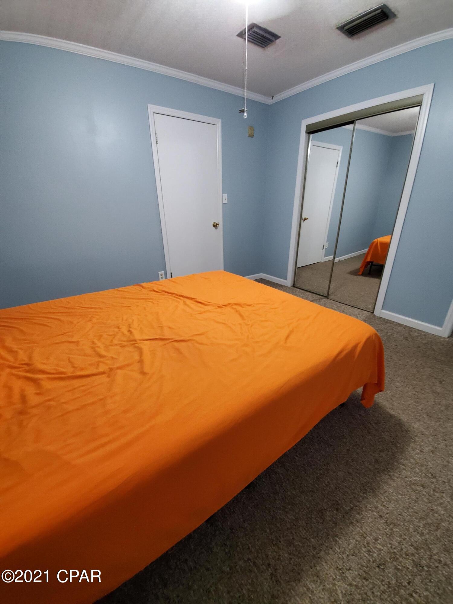 Hentz 1st Add Unit B - Residential