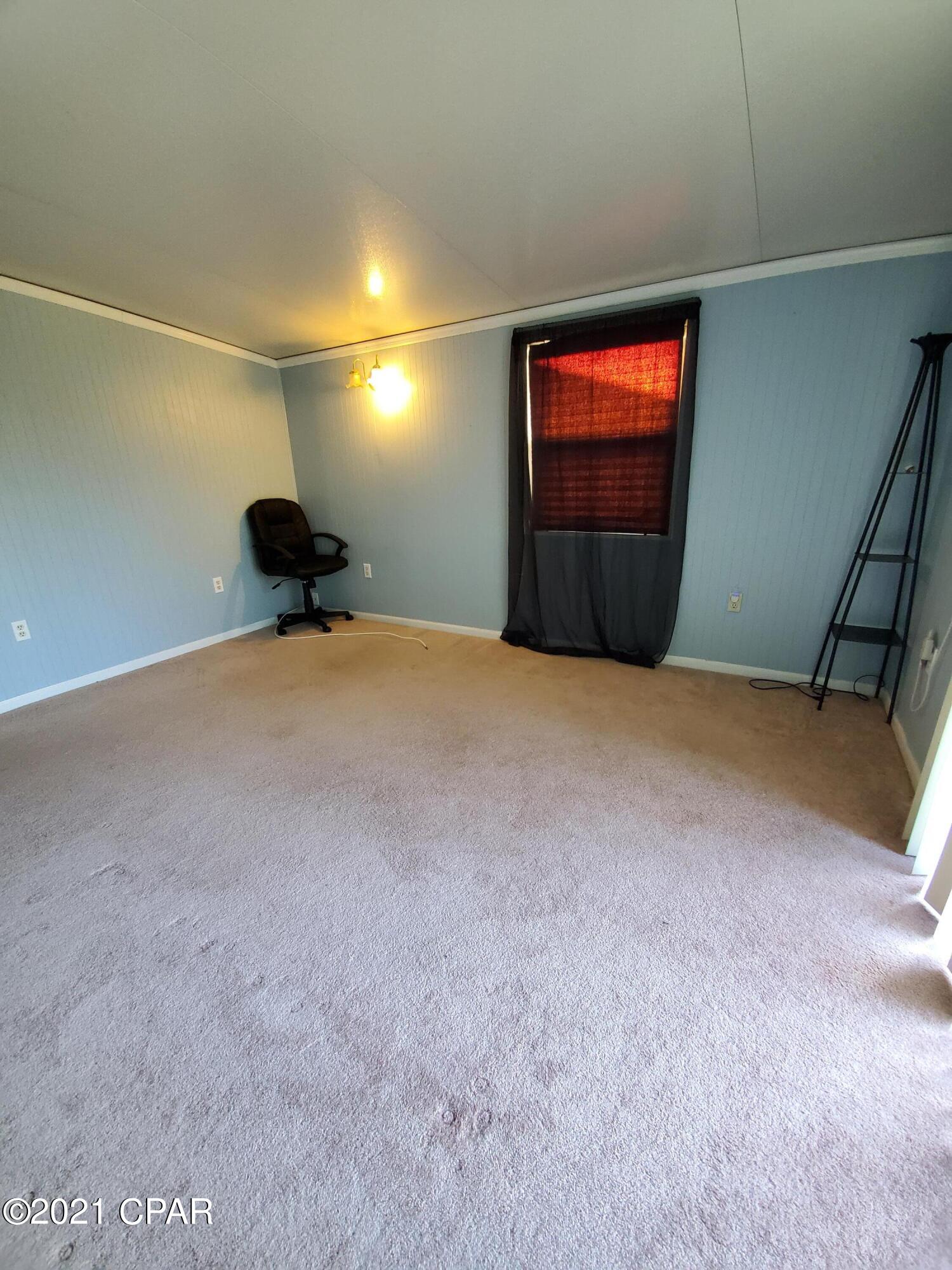 Hentz 1st Add Unit B - Residential