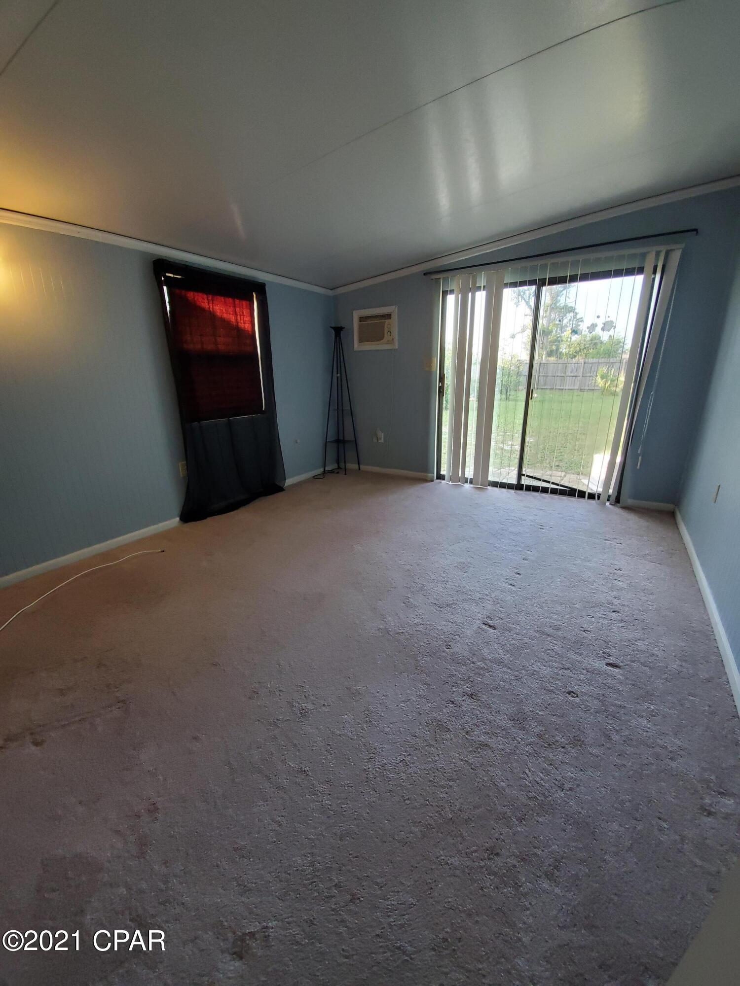 Hentz 1st Add Unit B - Residential