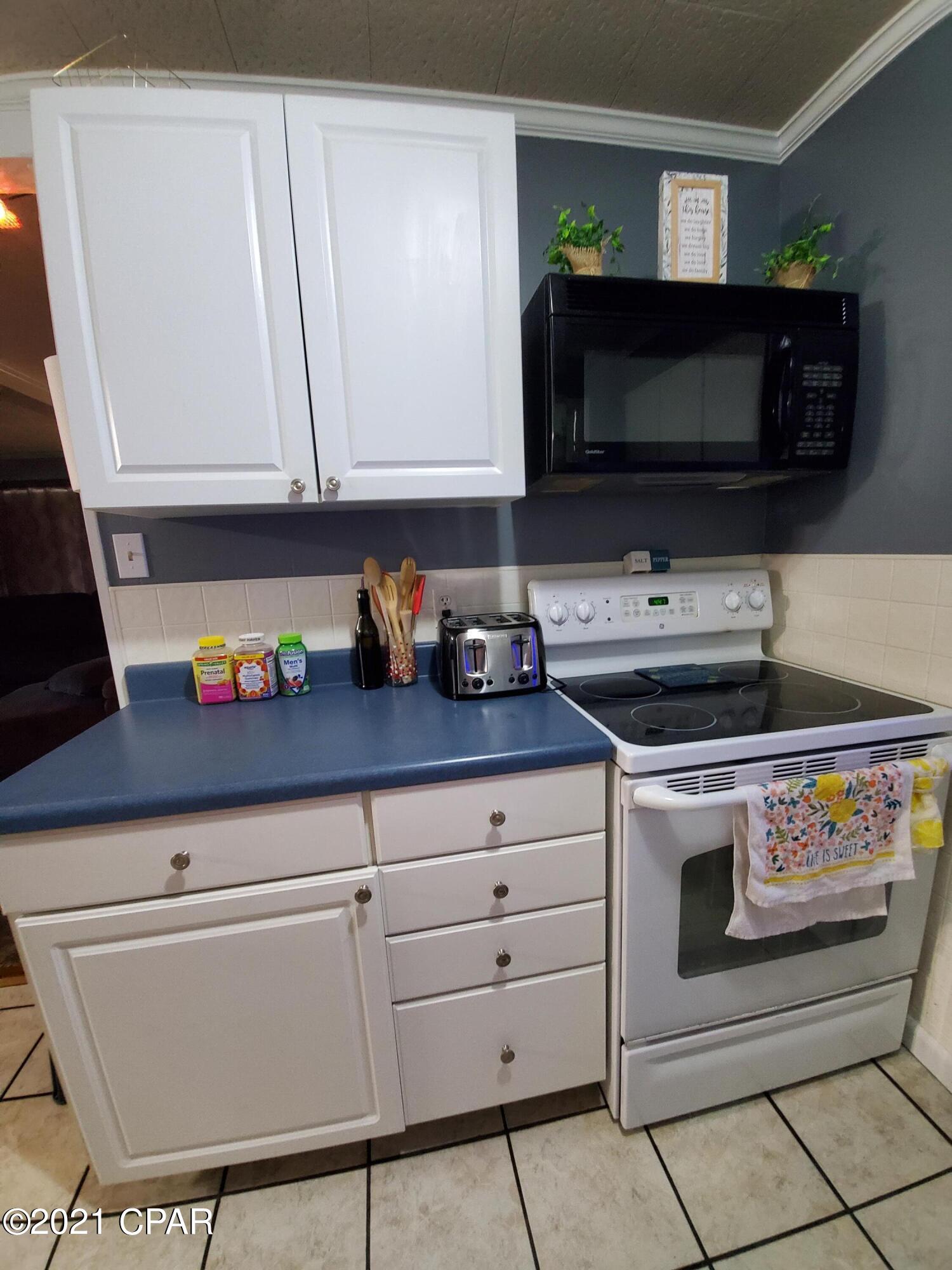 Hentz 1st Add Unit B - Residential