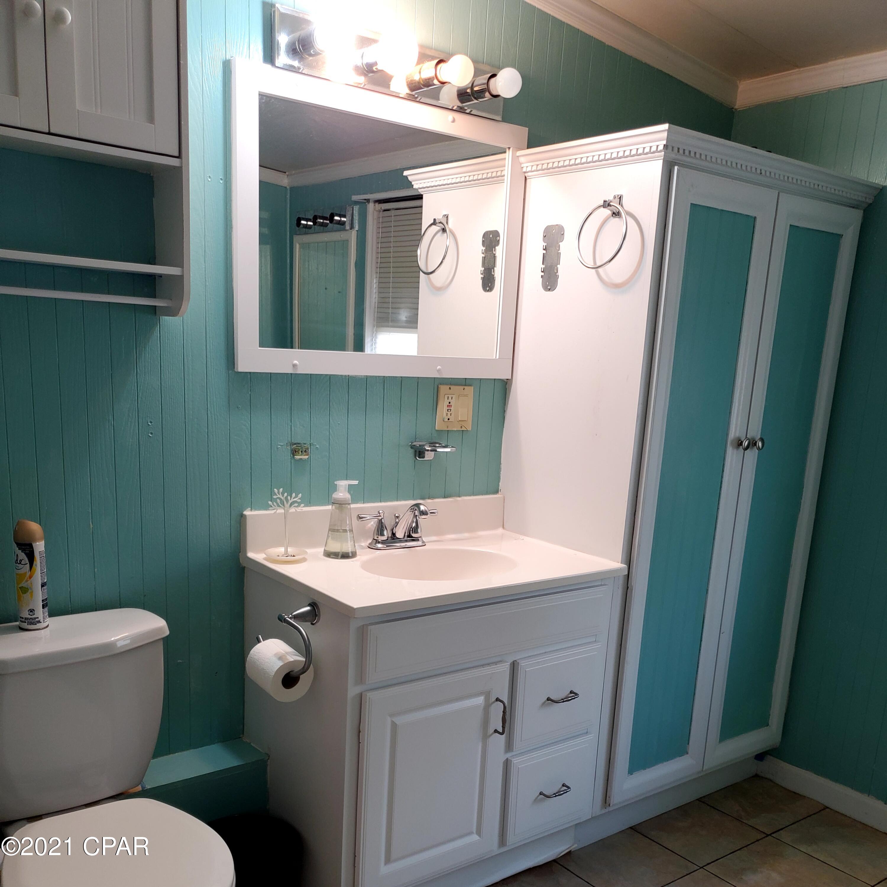 Hentz 1st Add Unit B - Residential