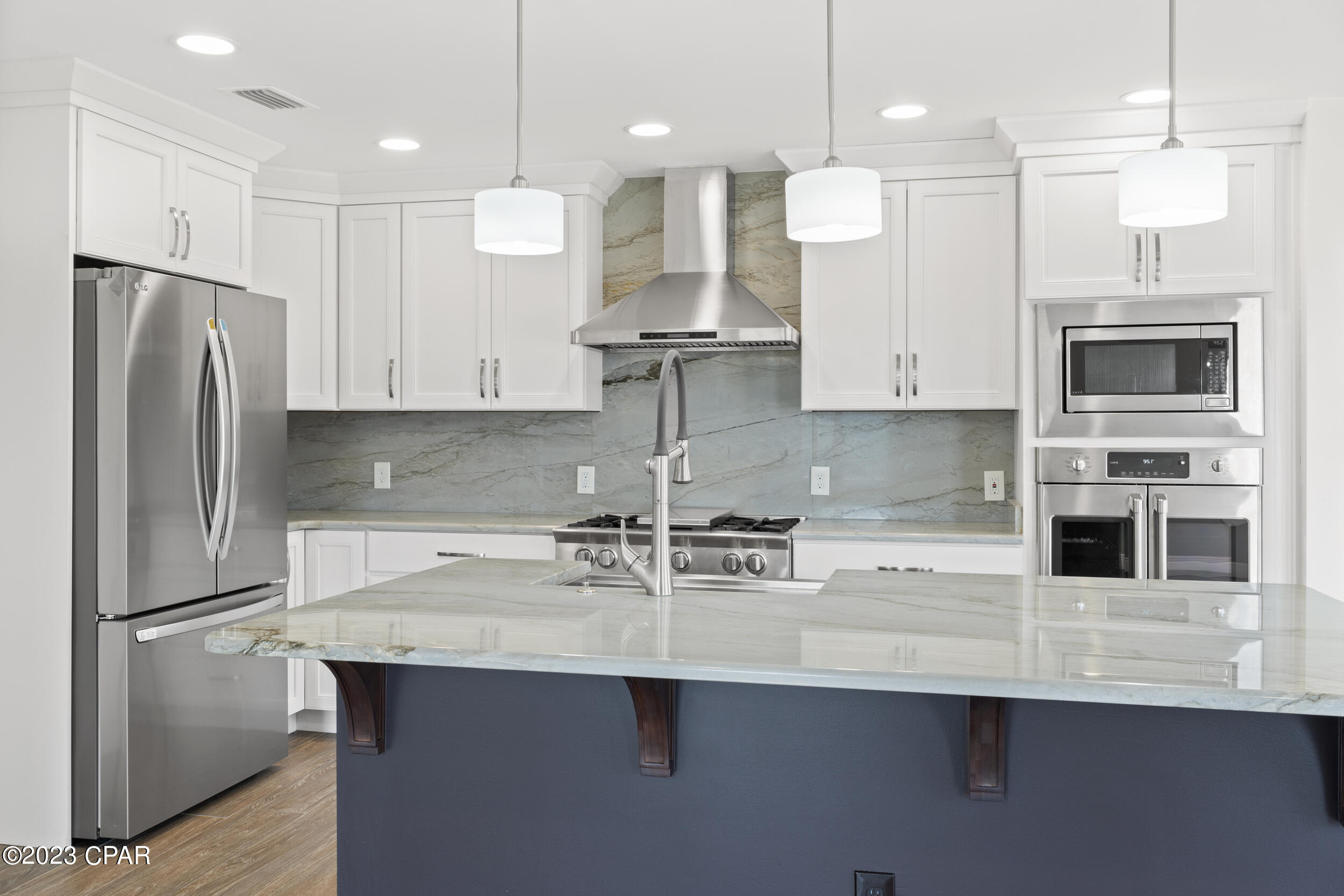 Baywood Shores Est Unit 5 - Residential