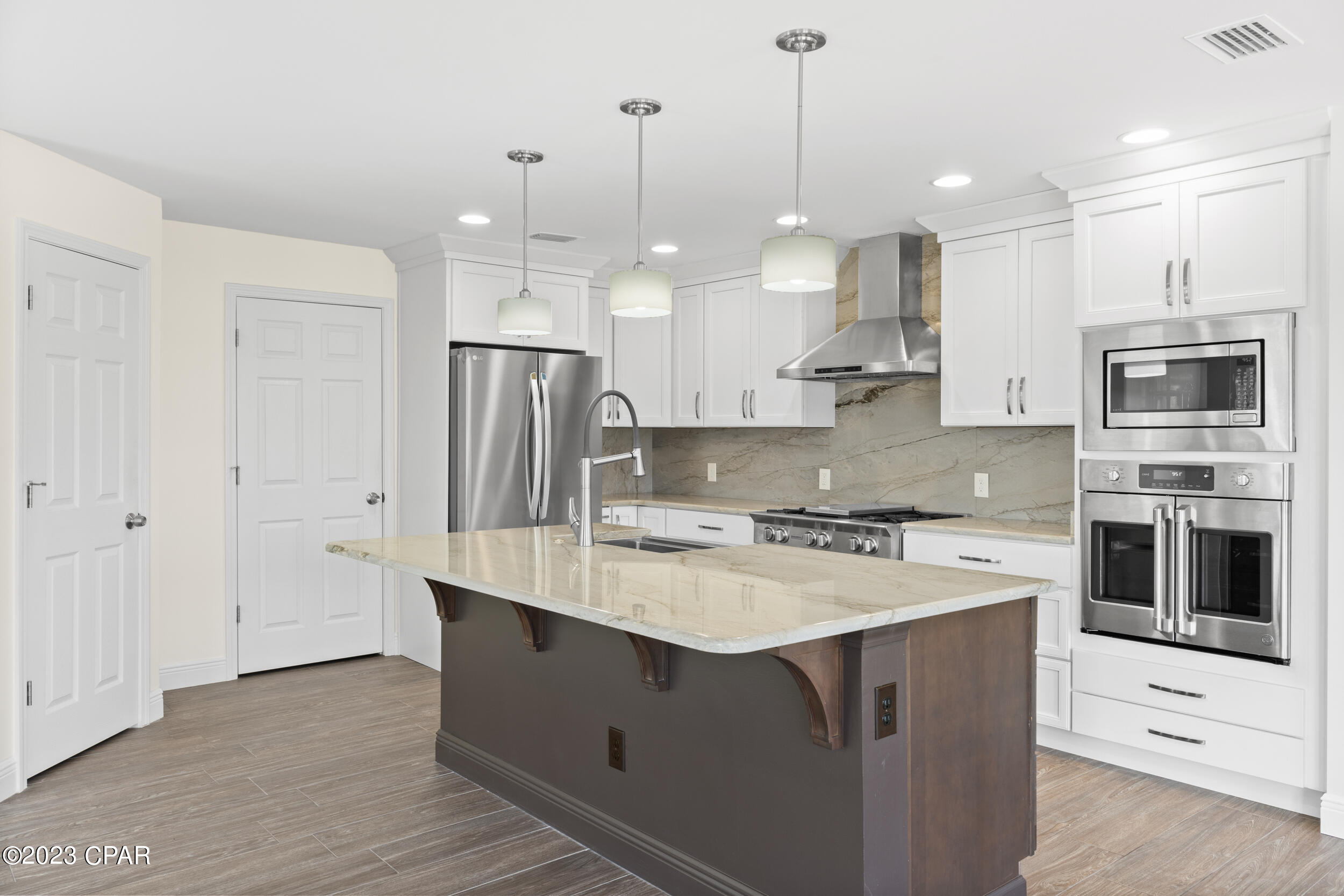 Baywood Shores Est Unit 5 - Residential